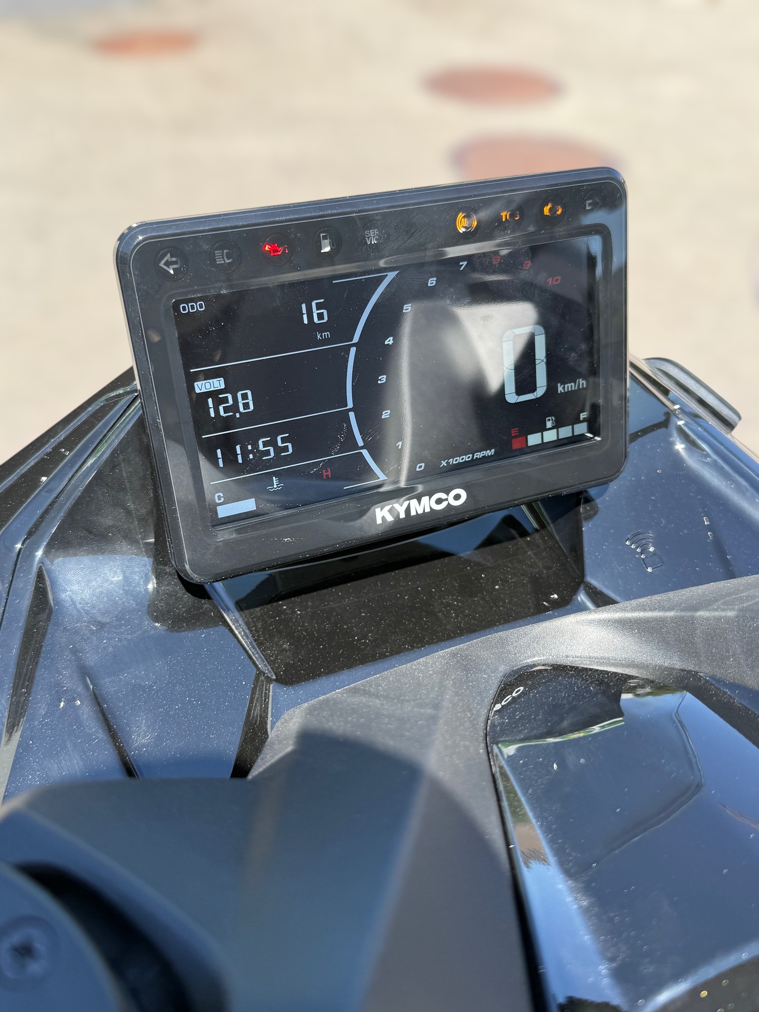 KYMCO Downtown 350 GT-image-4