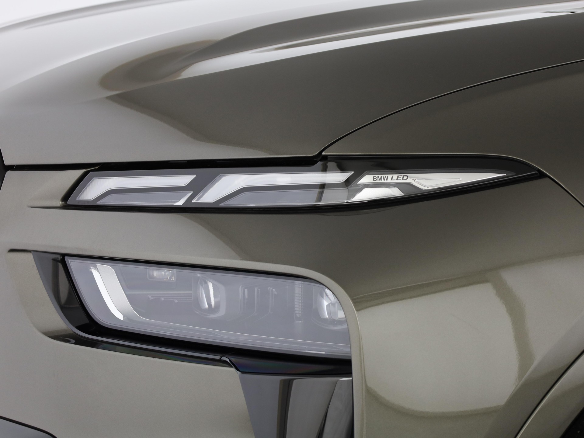 BMW X7 40i xDrive SAG-image-5