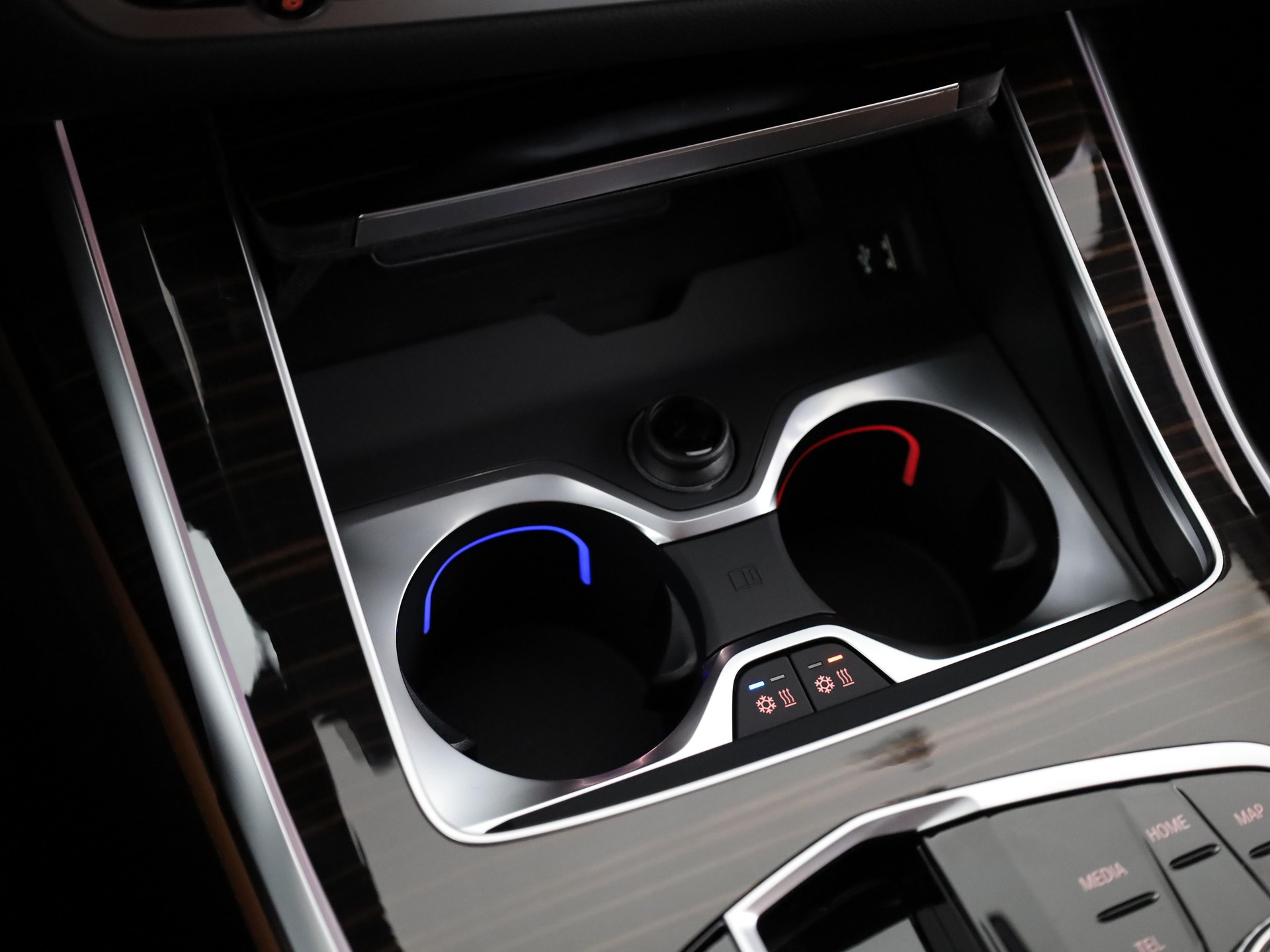 BMW X7 40i xDrive SAG-image-20