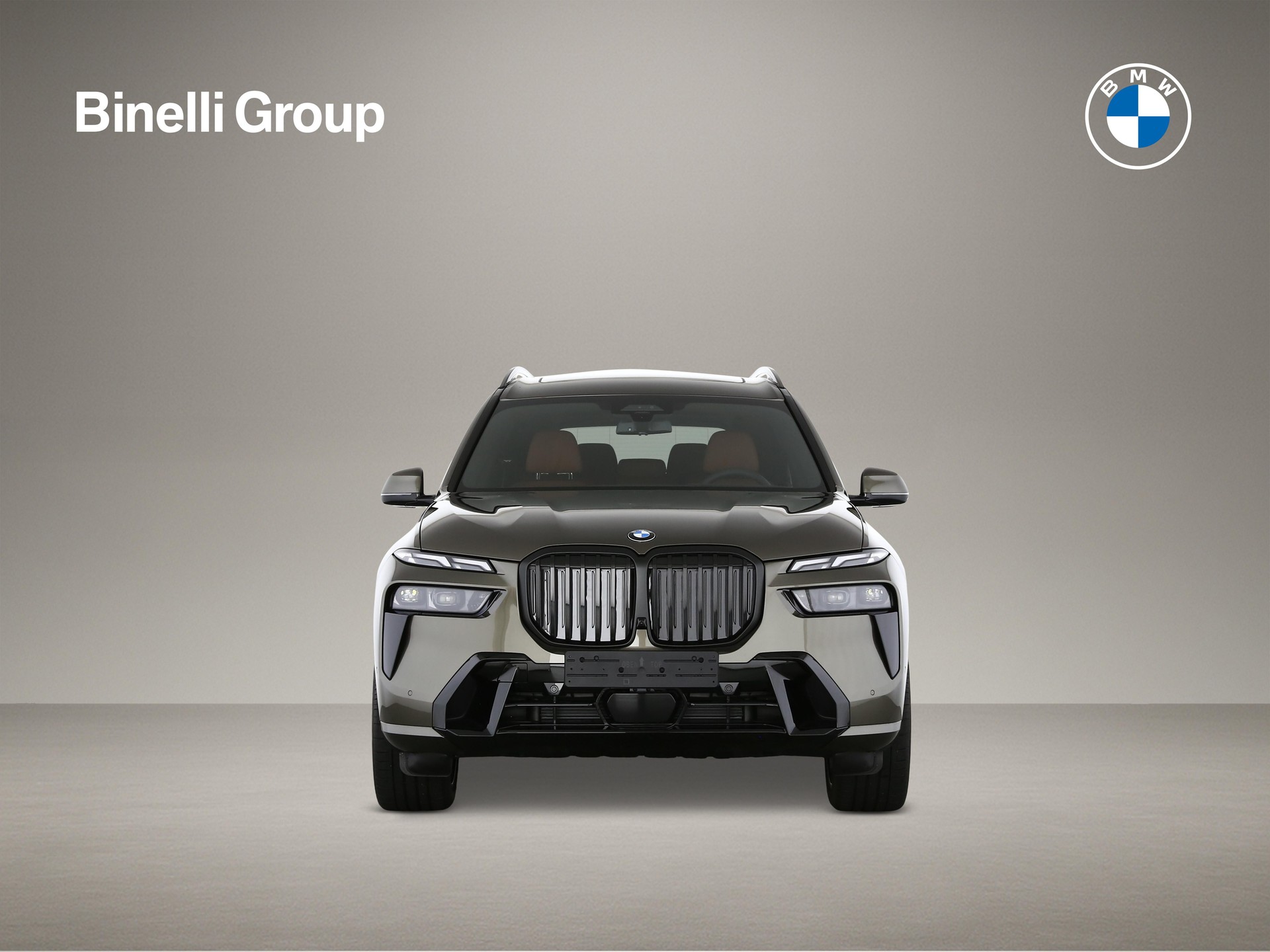 BMW X7 40i xDrive SAG-showroom-element-2