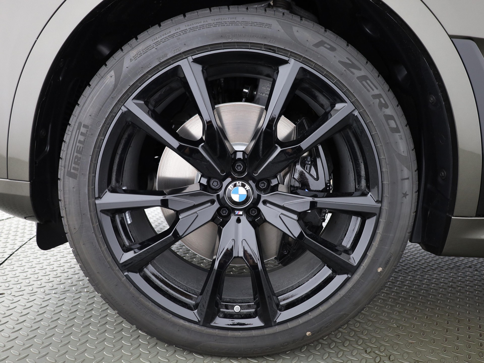 BMW X7 40i xDrive SAG-image-6