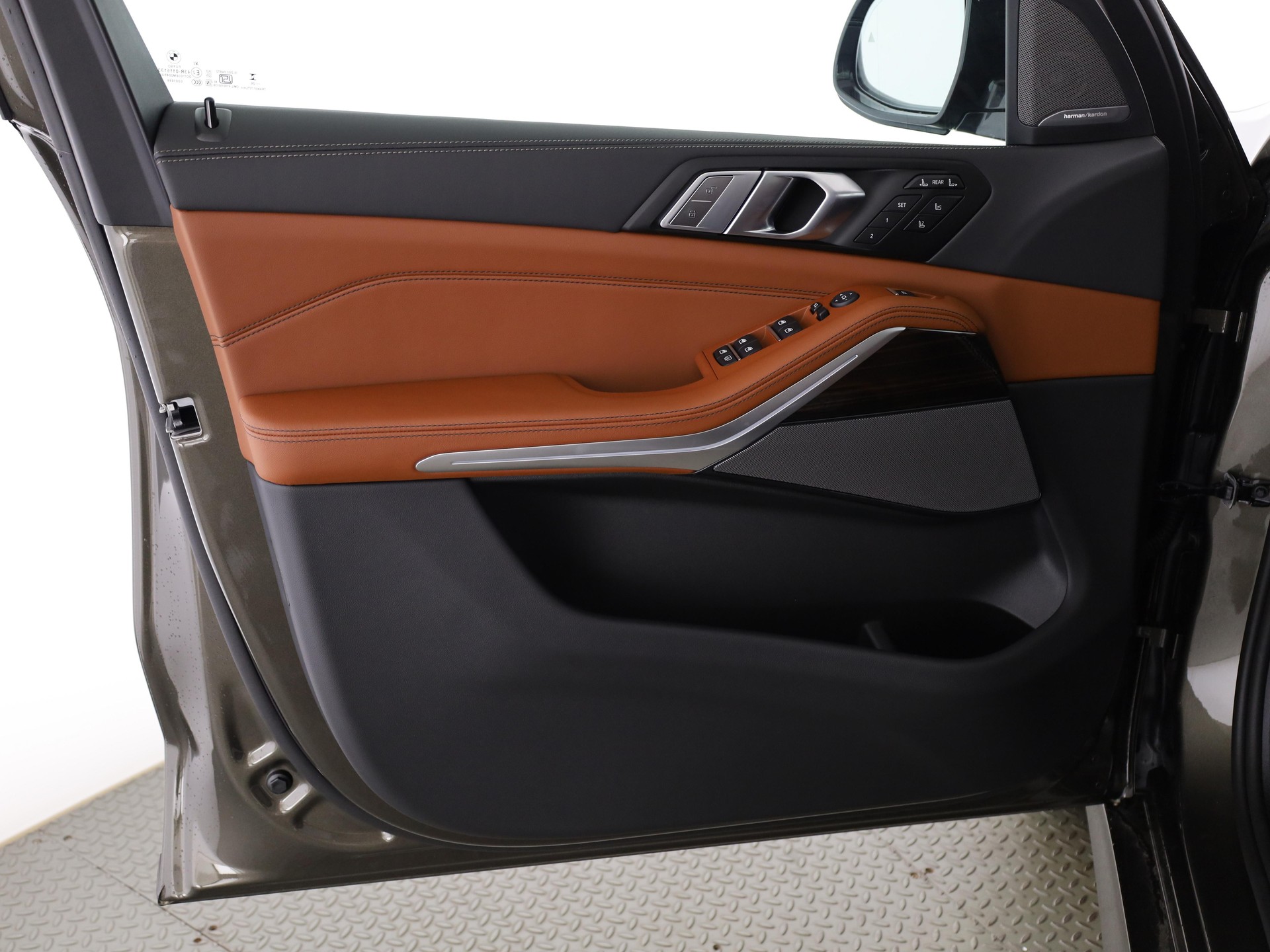 BMW X7 40i xDrive SAG-image-11