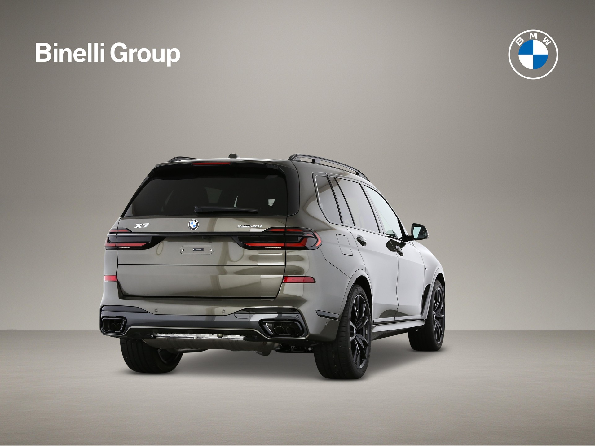 BMW X7 40i xDrive SAG-showroom-element-1