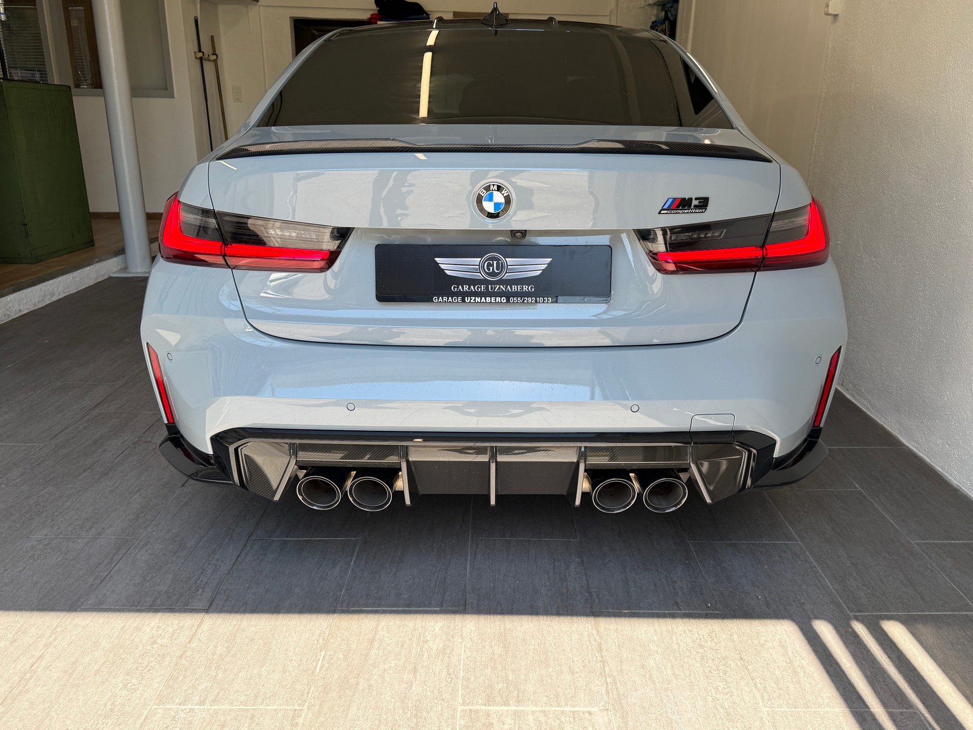 BMW M3 Competition Ab 910.- pro Monat-showroom-element-3