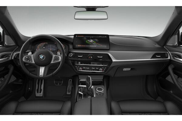 BMW 520d xDrive Touring M Sport-image-6