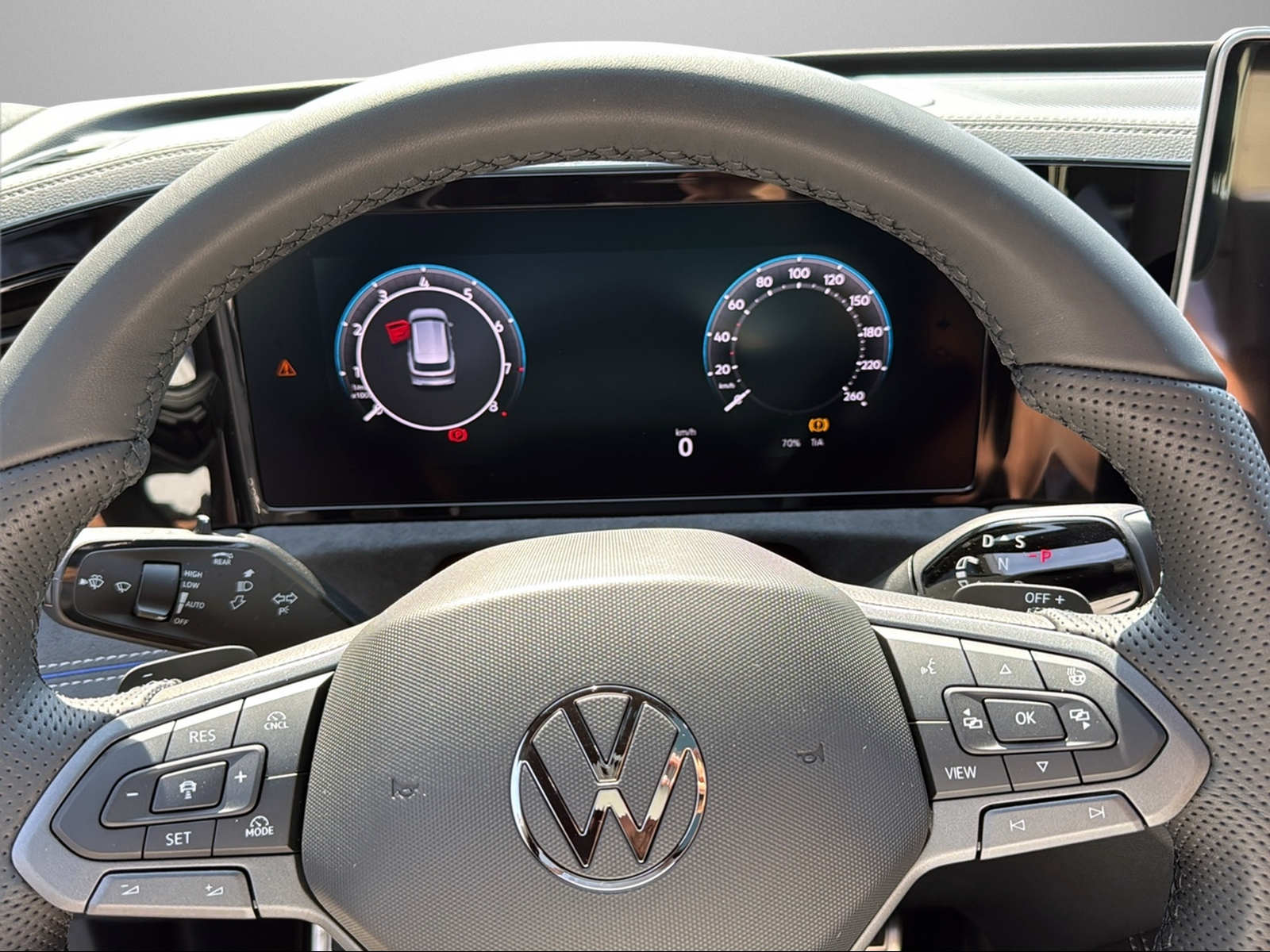 VW Tiguan 2.0 TSI DSG R-Line Plus 4Motion-image-8