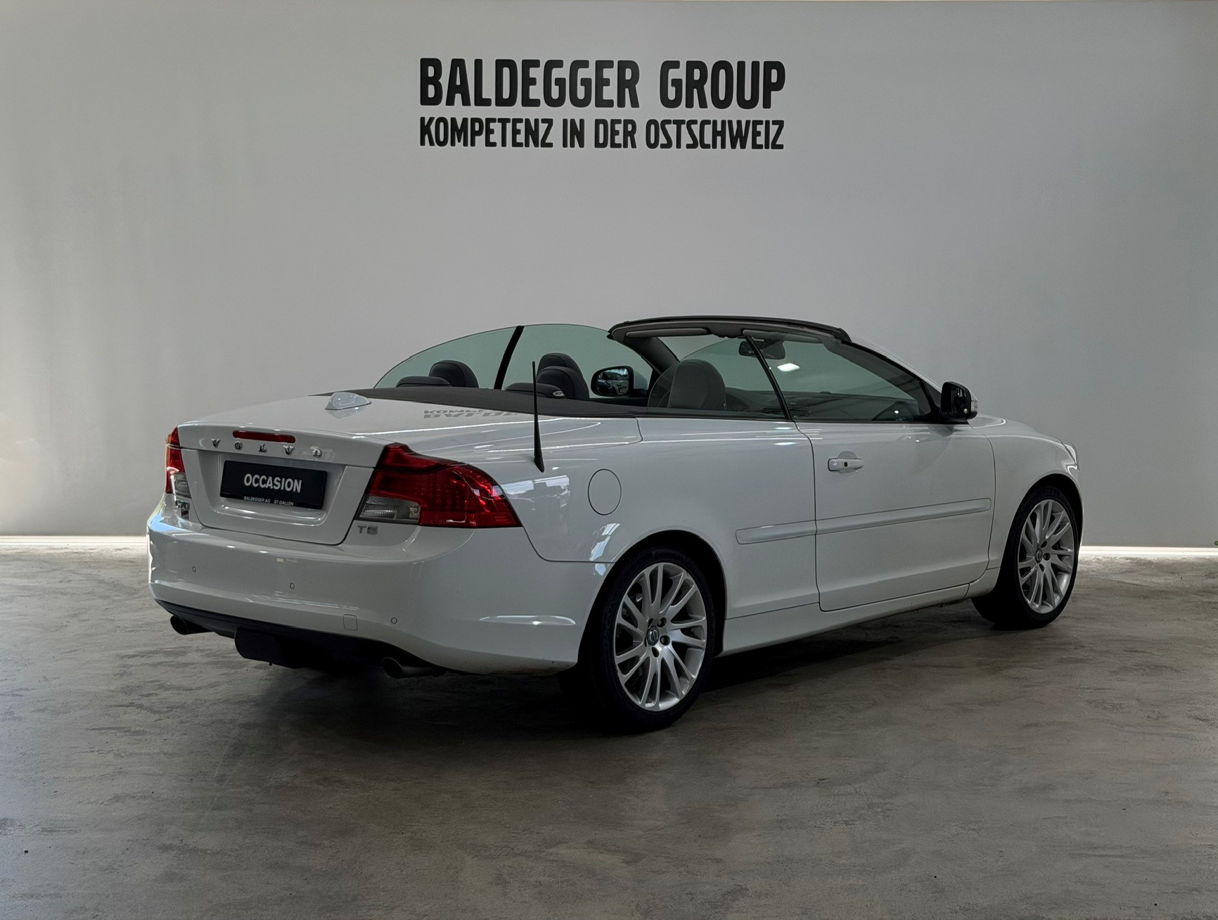 VOLVO C70 Cabriolet 2.5 20V T5 230 I-image-11