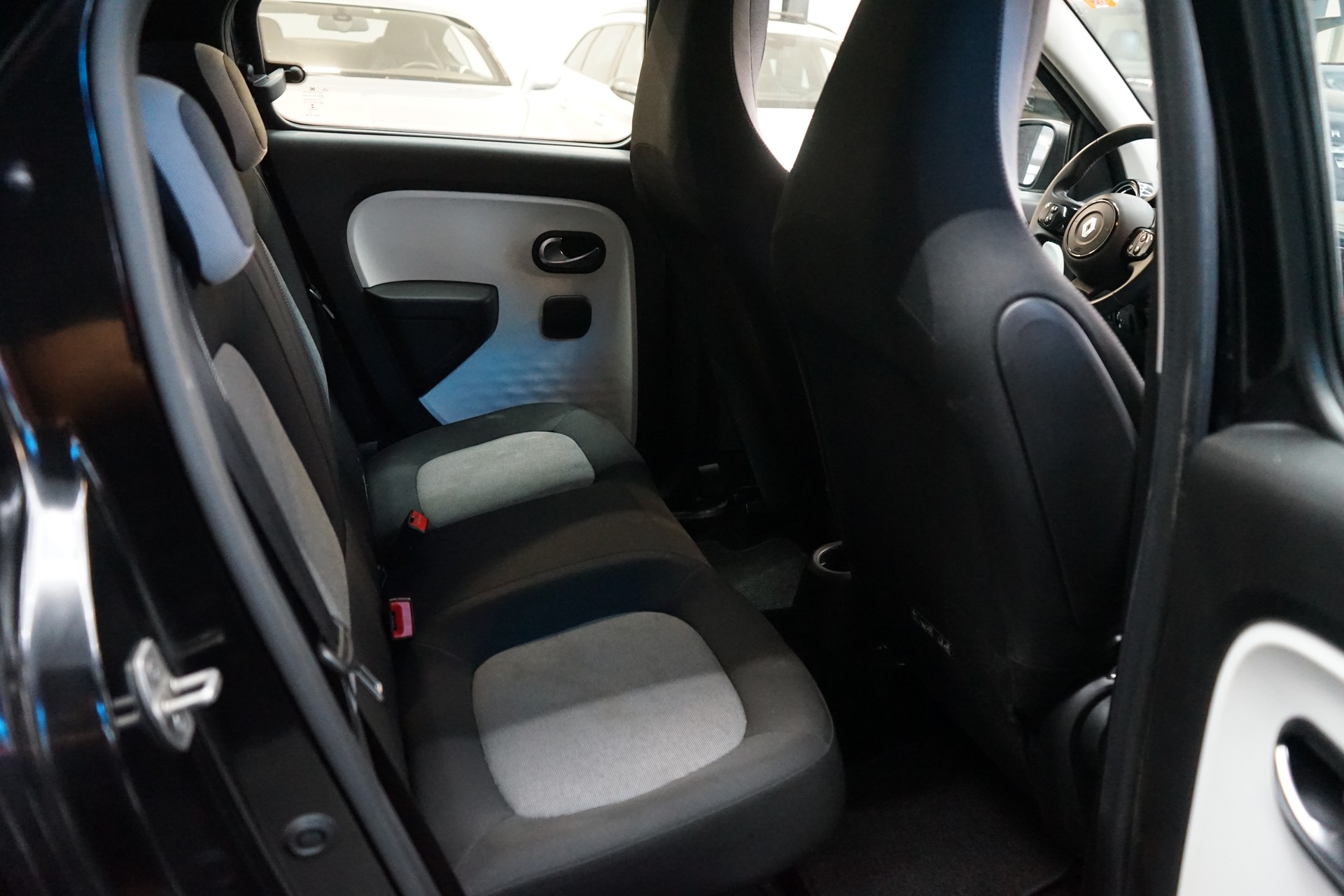 RENAULT Twingo TCe 95 Urban EDC-image-11
