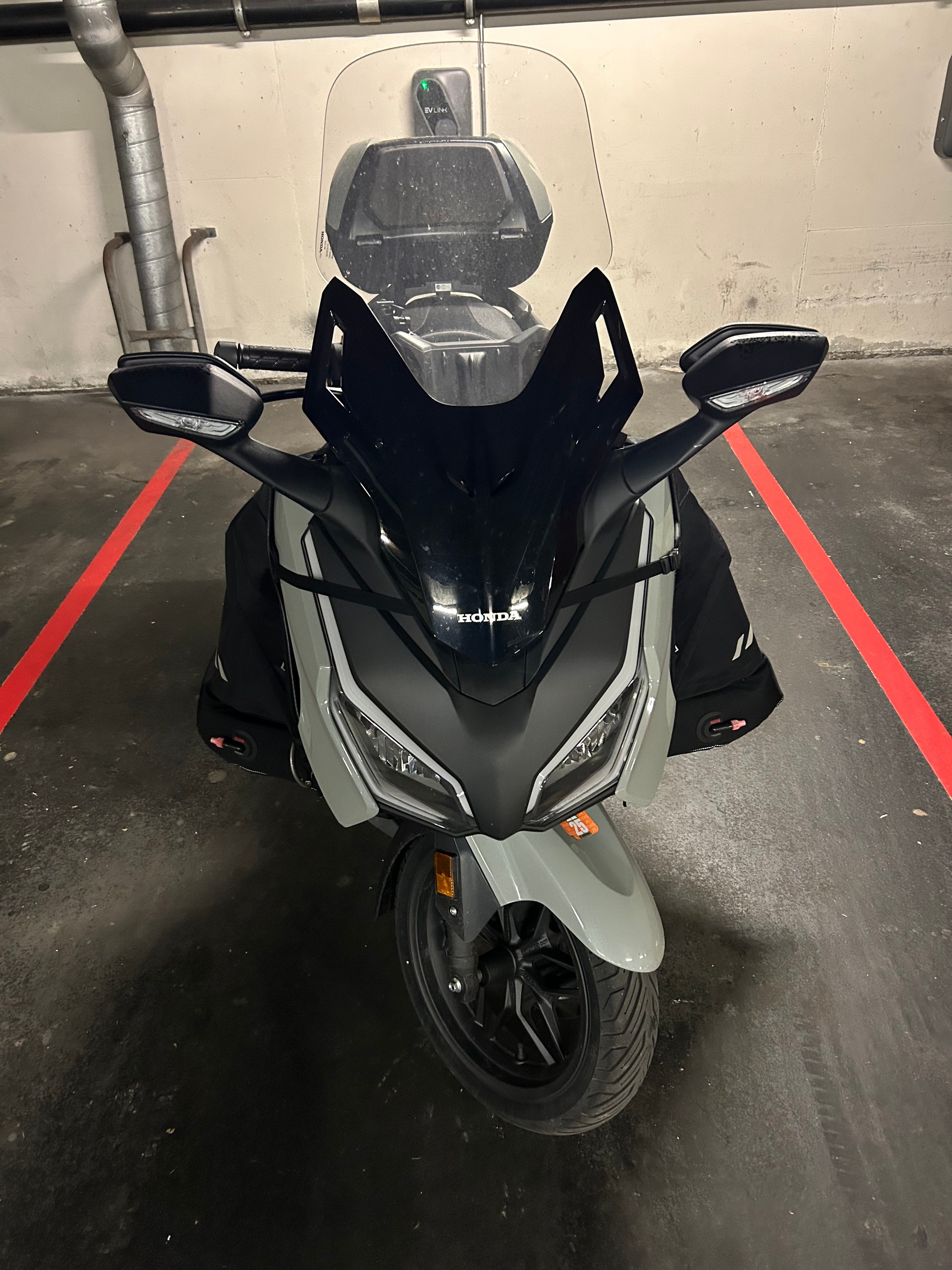 HONDA NSS 350 Smart Top Box-image-0