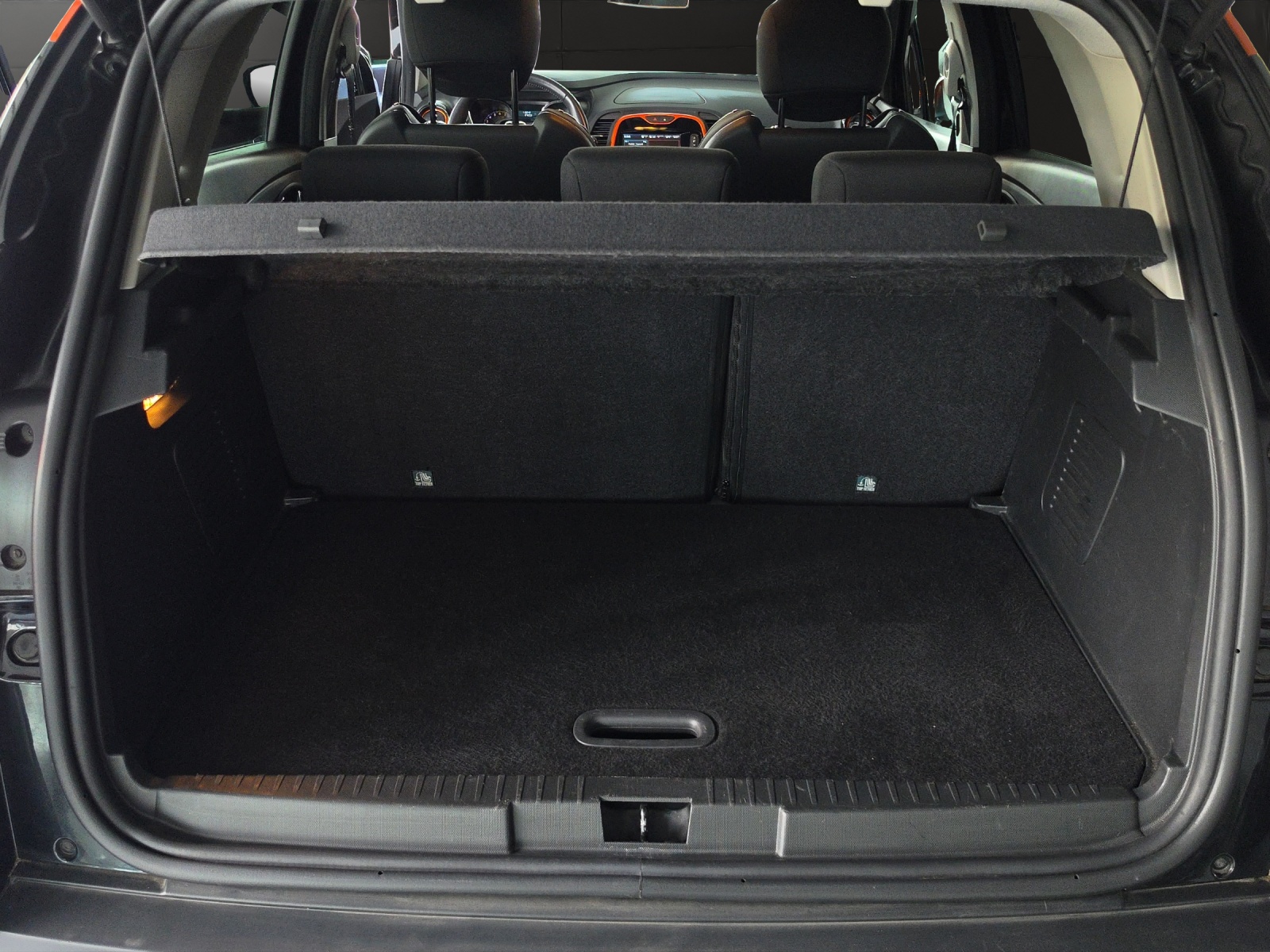 RENAULT Captur 1.2 T 16V Privilège EDC-image-13