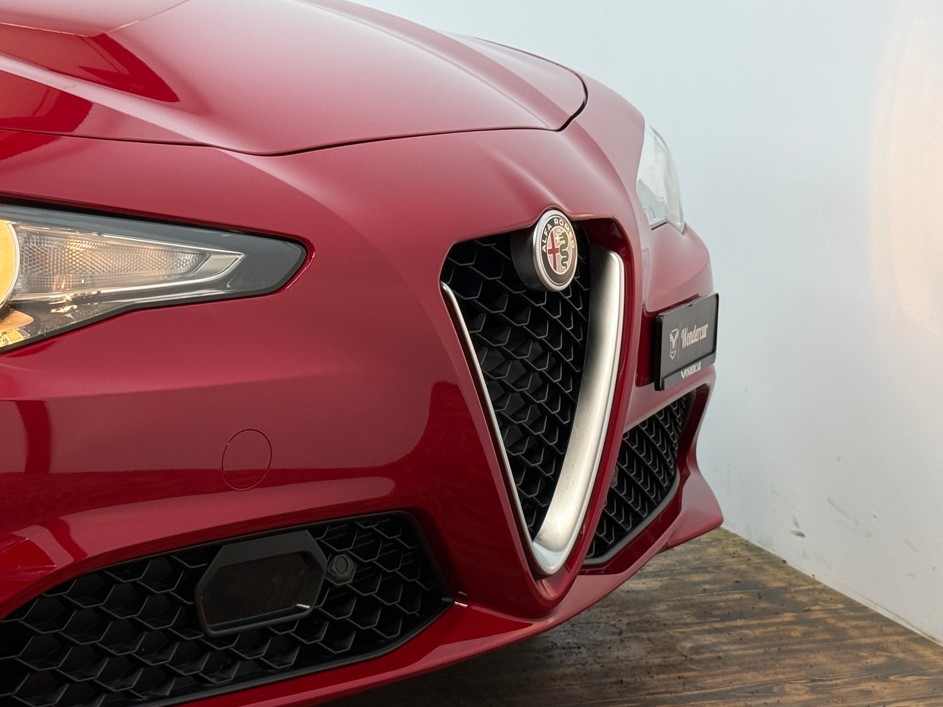 ALFA ROMEO Giulia 2.0 Super Automatic-showroom-element-1