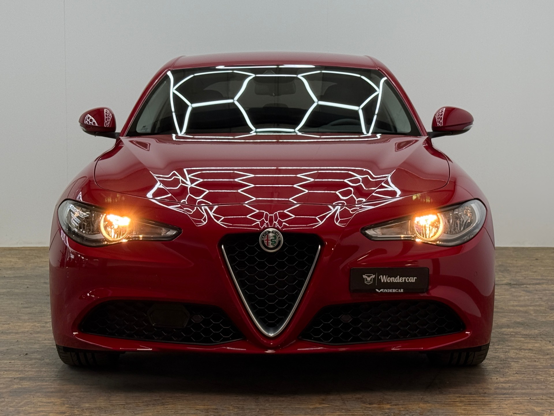 ALFA ROMEO Giulia 2.0 Super Automatic-showroom-element-2