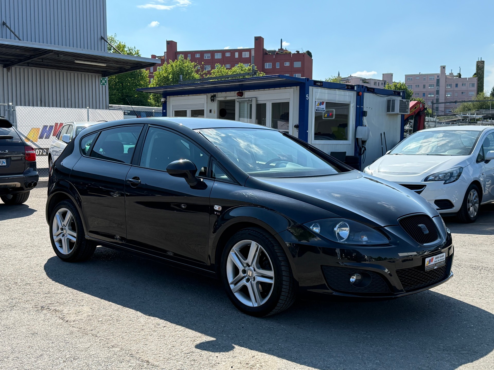 SEAT Leon 1.8 TSI Style / Frisch ab MFK / PDC / AUX / Klimaautomatik / Facelift-image-2