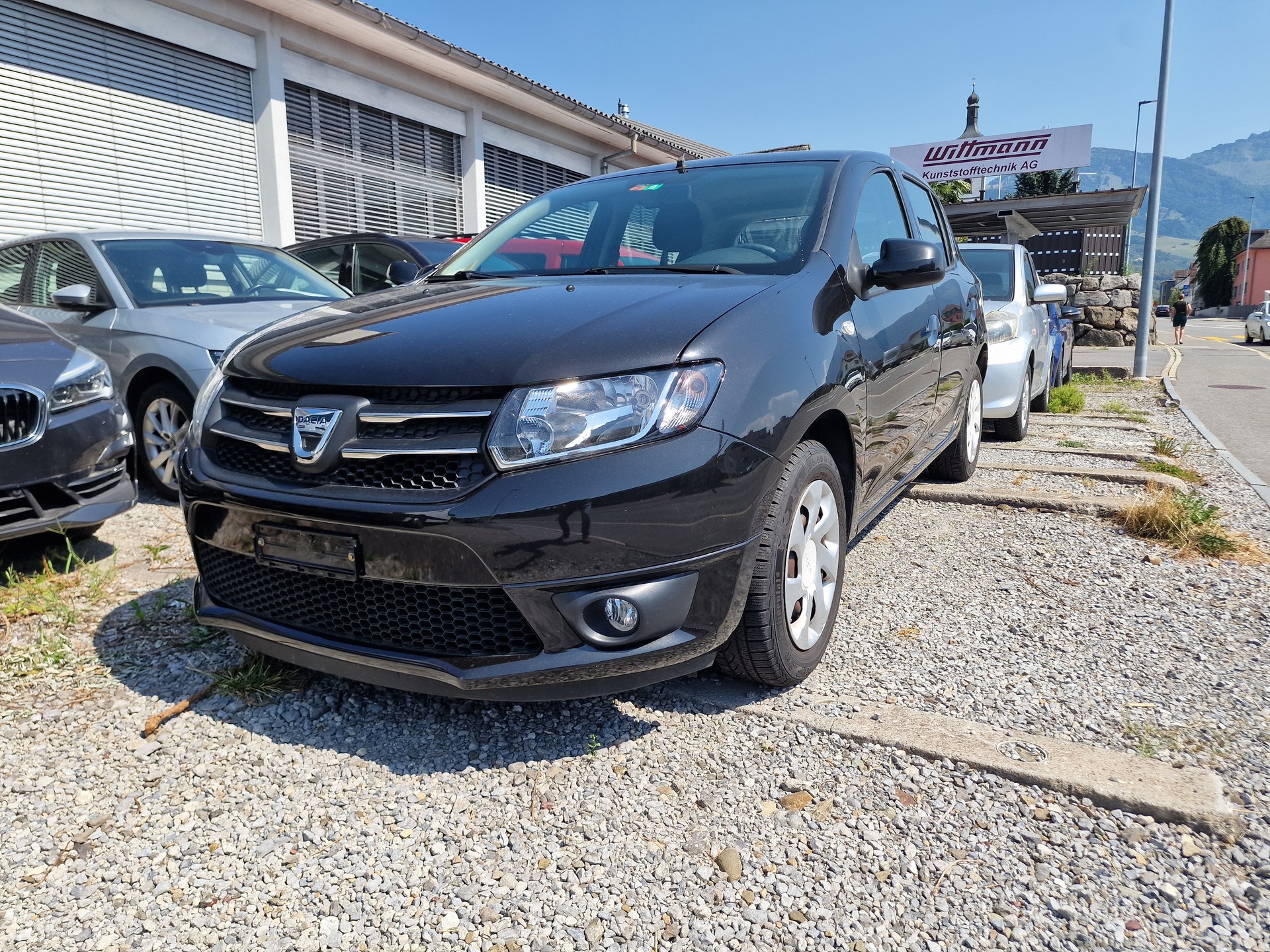 DACIA Sandero Tce 90 Lauréate 12Mt Gara MFK Neu-showroom-element-3