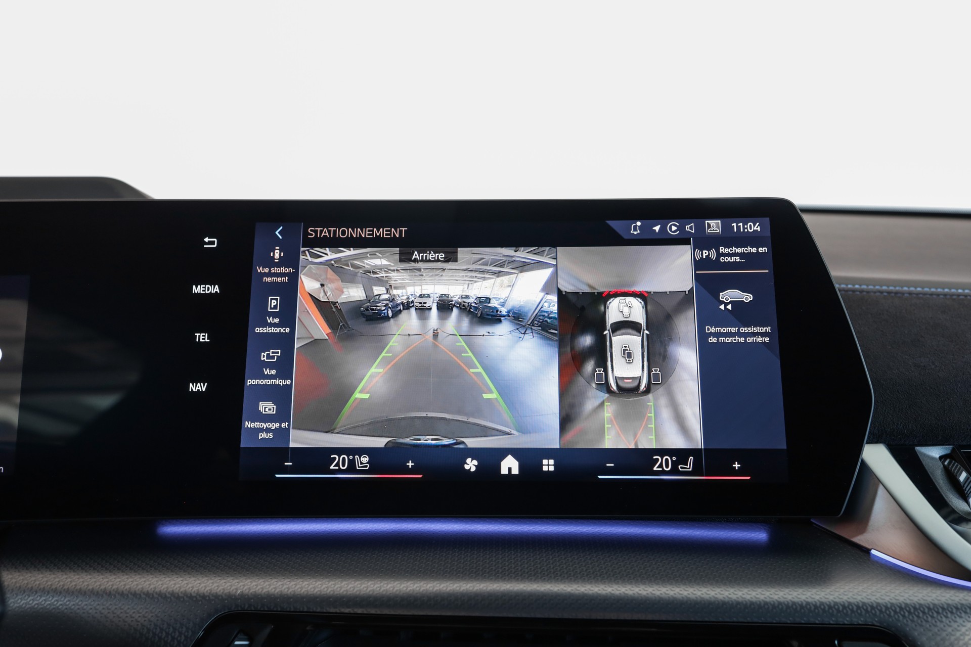 BMW iX2 eDrive 20 M Sport Pro-image-27