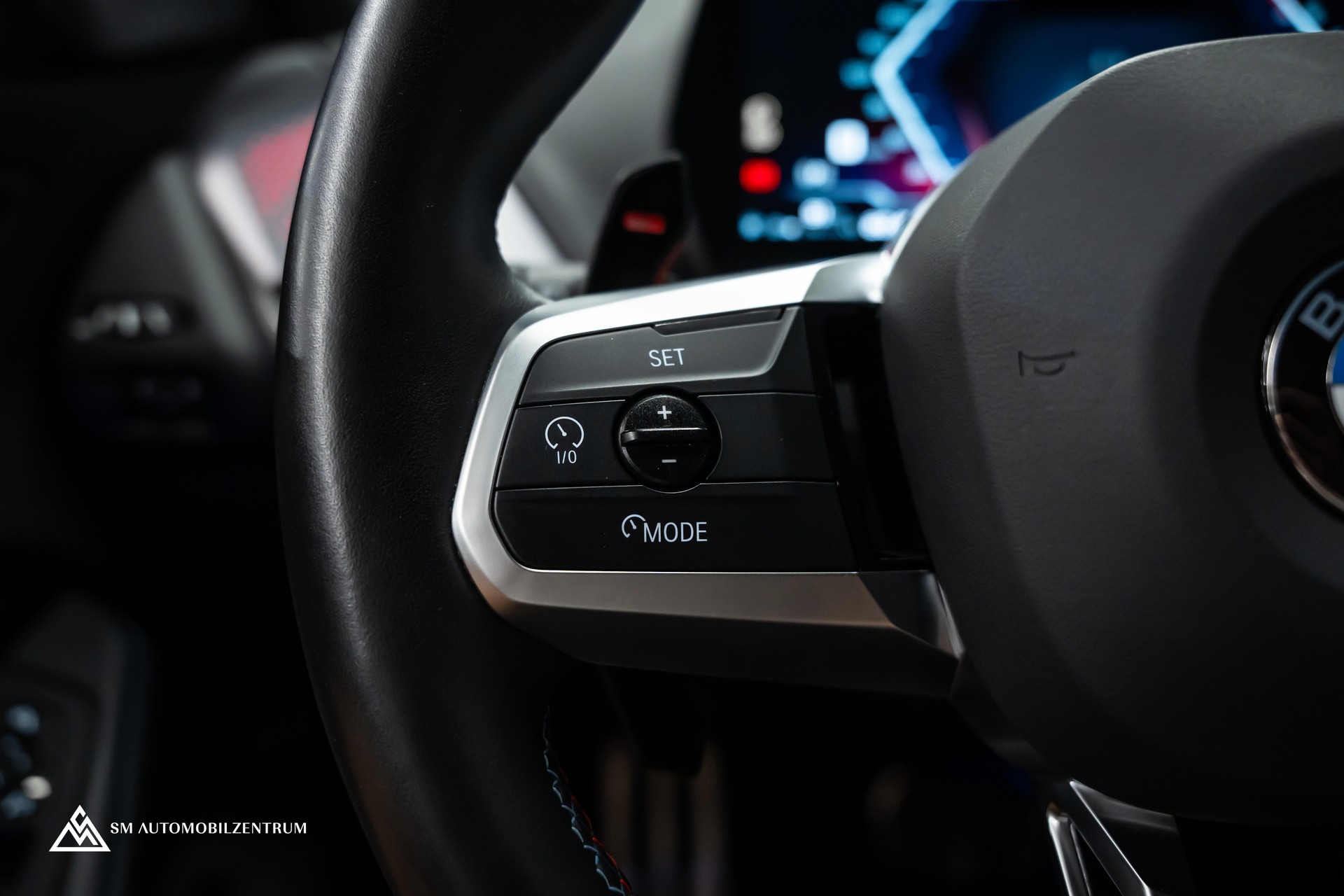BMW M135i xDrive / Head-Up / 360° / Memorysitze / Iconic Glow-image-27