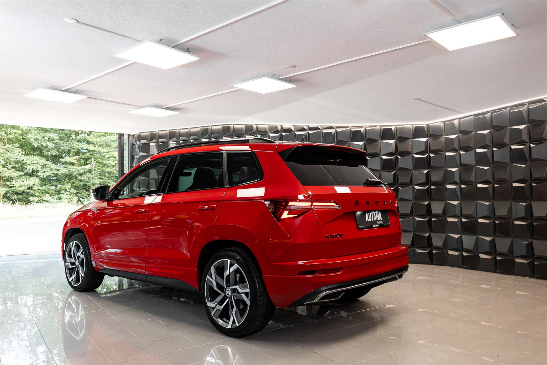 SKODA Karoq 2.0 TSI SportLine 4x4 DSG-showroom-element-2