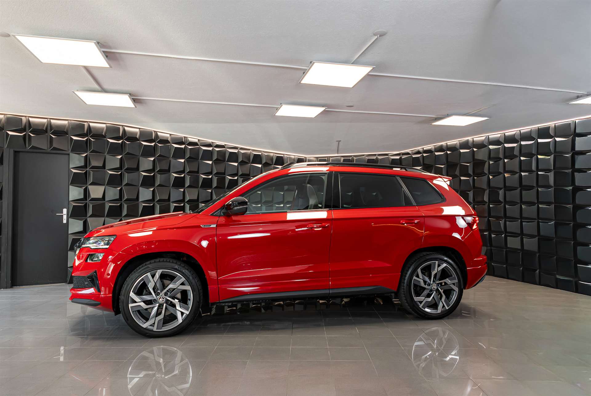 SKODA Karoq 2.0 TSI SportLine 4x4 DSG-showroom-element-1