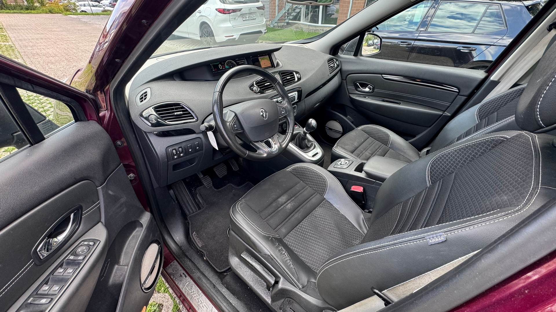 RENAULT Scénic 1.5 dCi Bose-image-6
