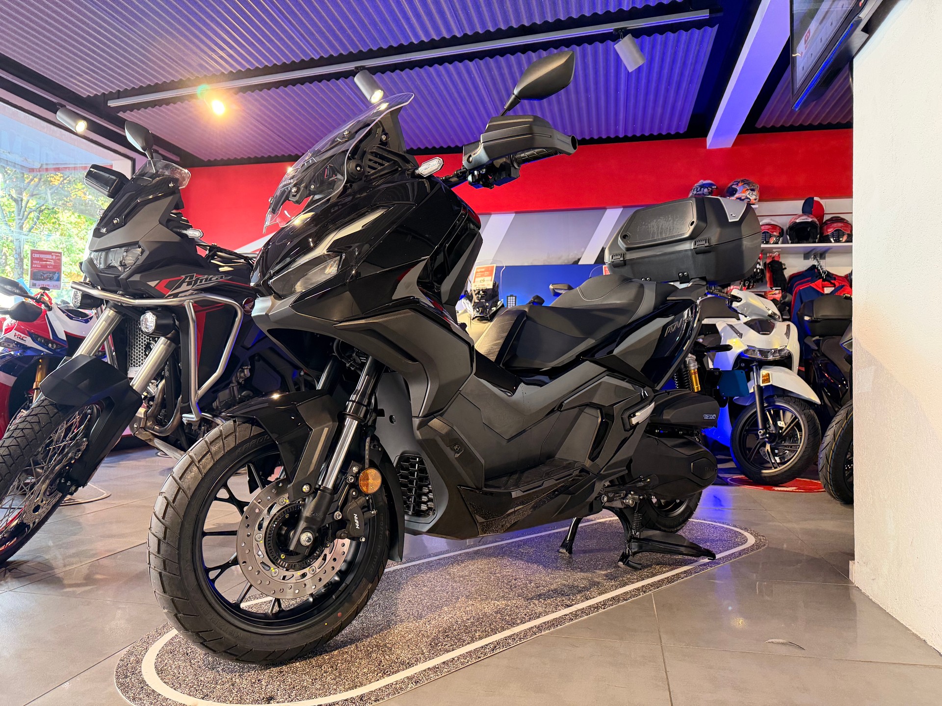 HONDA ADV 350-image-0