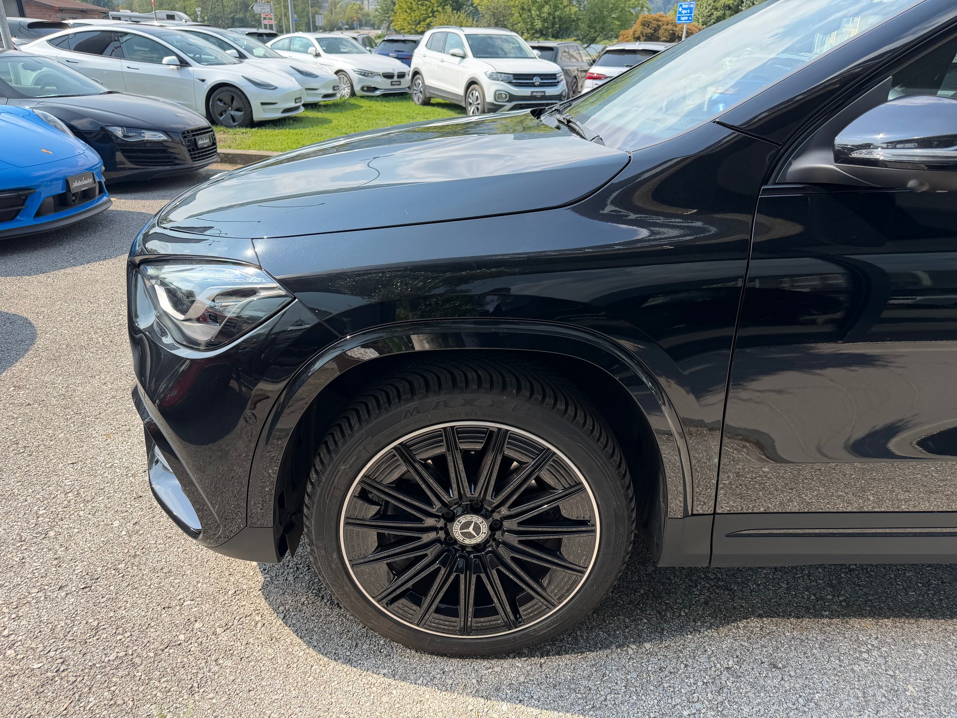 MERCEDES-BENZ GLA 250 e 8G-DCT-image-18