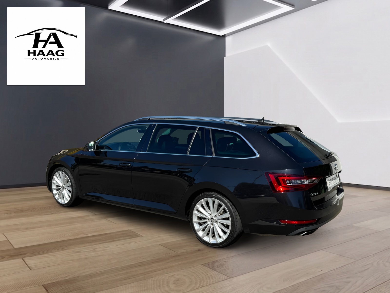SKODA Superb Combi 2.0 TSI Ambition DSG 4x4-showroom-element-3