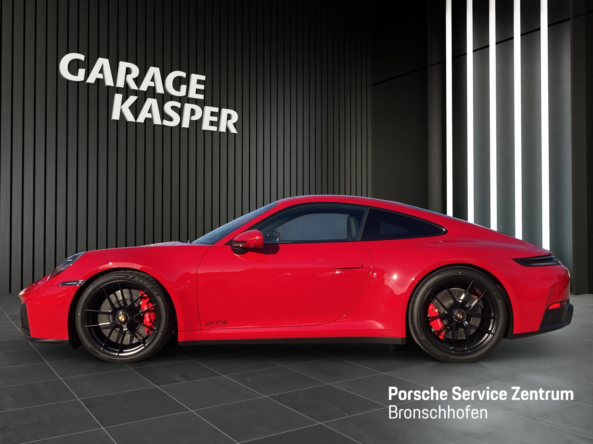 PORSCHE 911 Carrera 4 GTS-showroom-element-1
