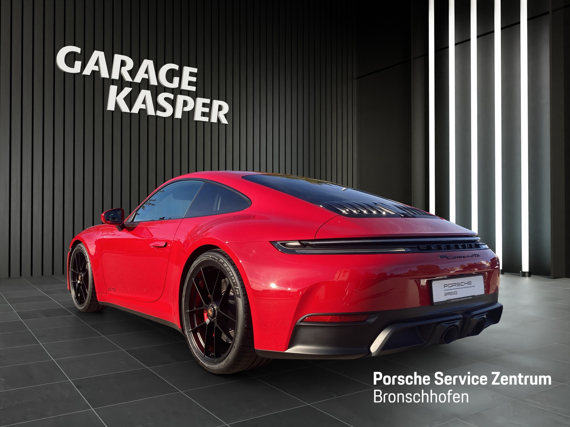 PORSCHE 911 Carrera 4 GTS-showroom-element-2