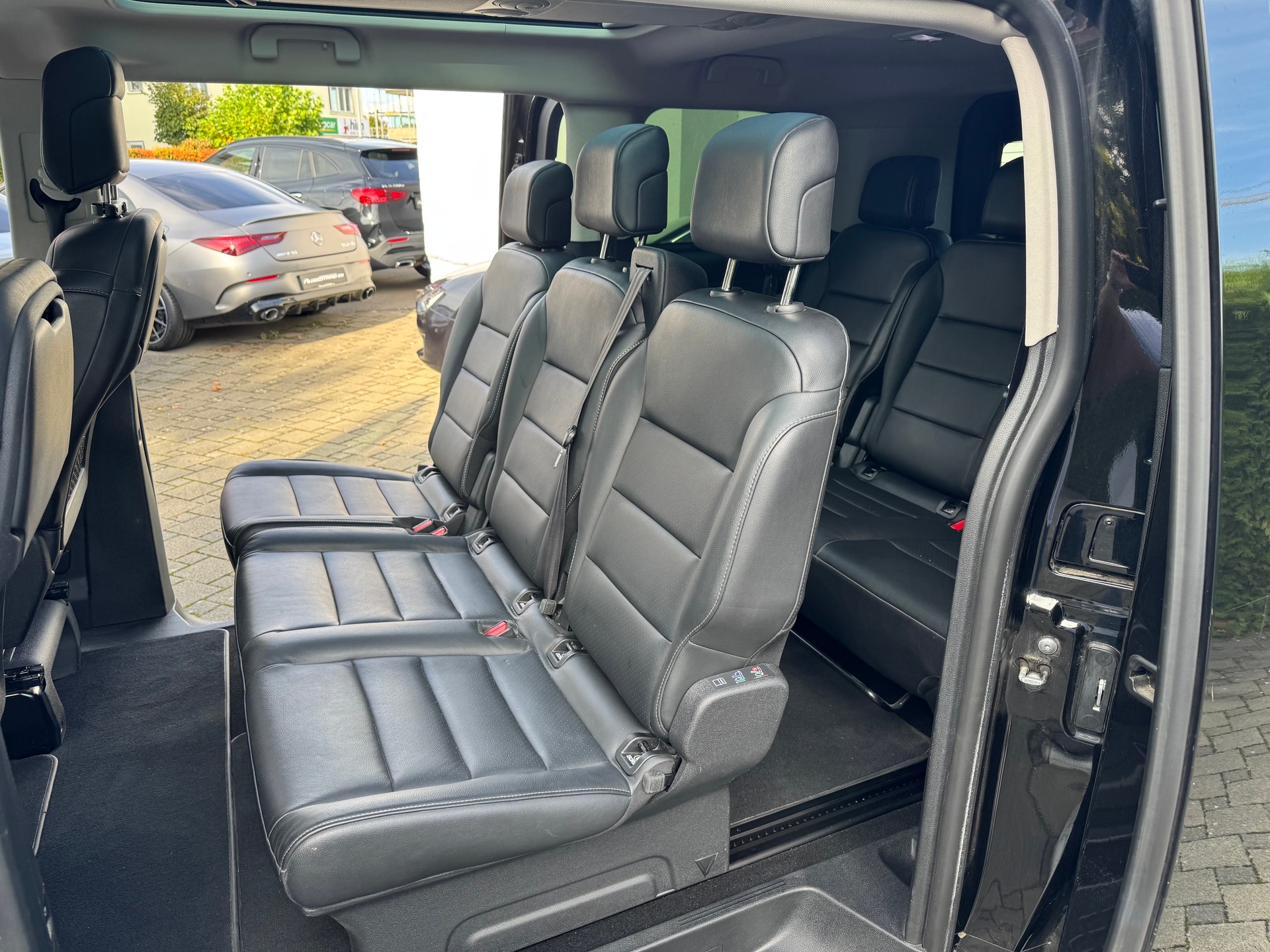 CITROEN Spacetourer 2.0 BlueHDi Shine M EAT-image-12