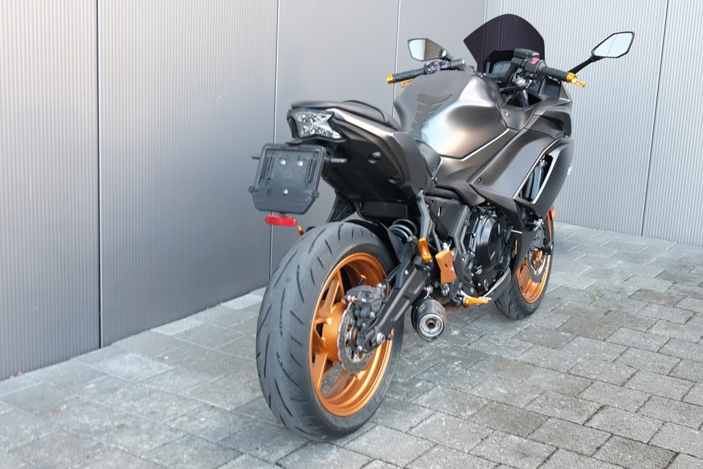 KAWASAKI Ninja 650-image-1