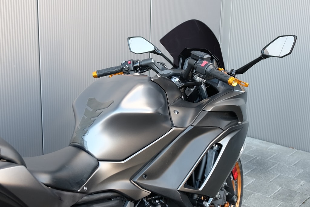 KAWASAKI Ninja 650-image-2