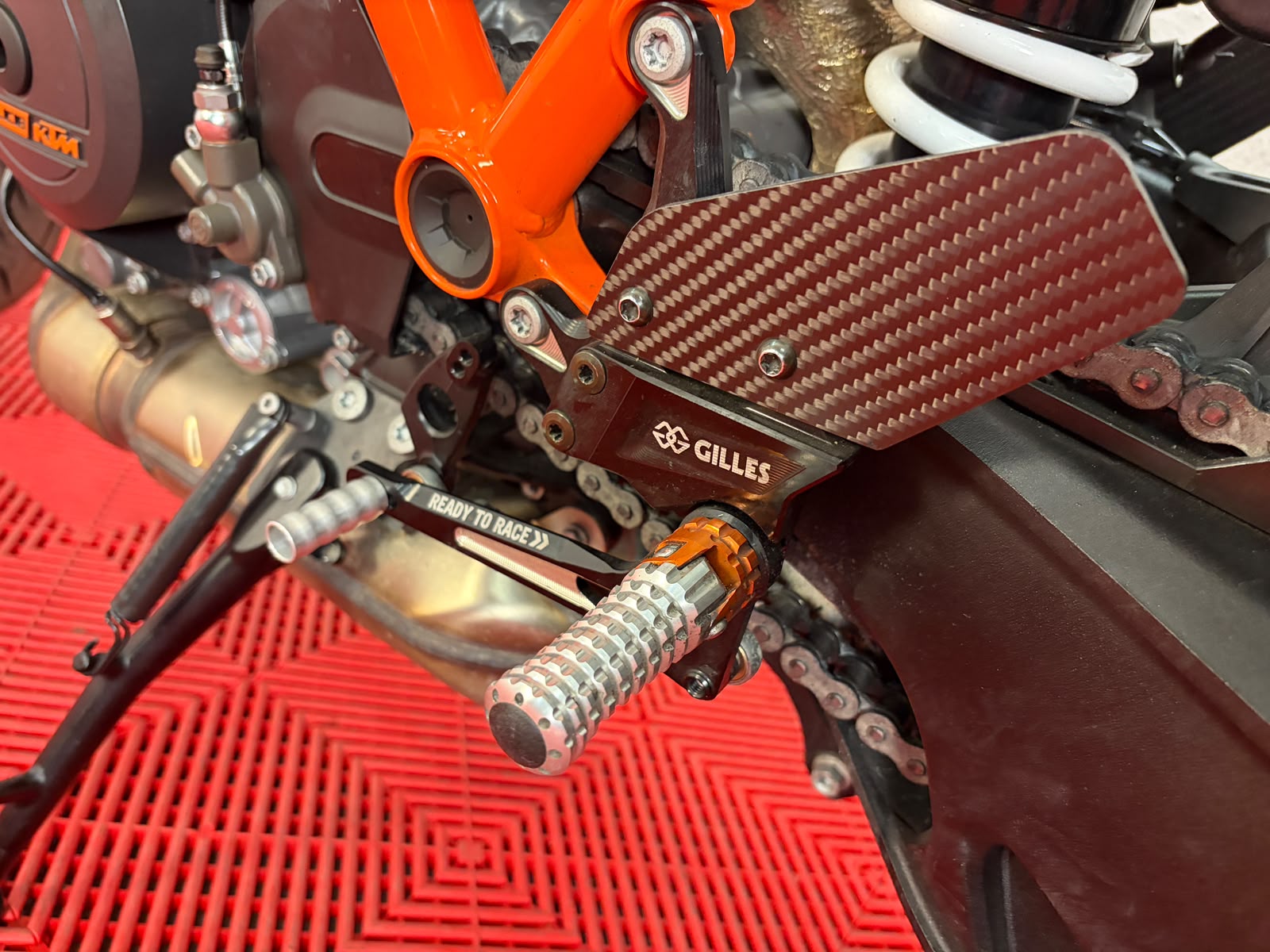 KTM 1290 Super Duke R-image-12