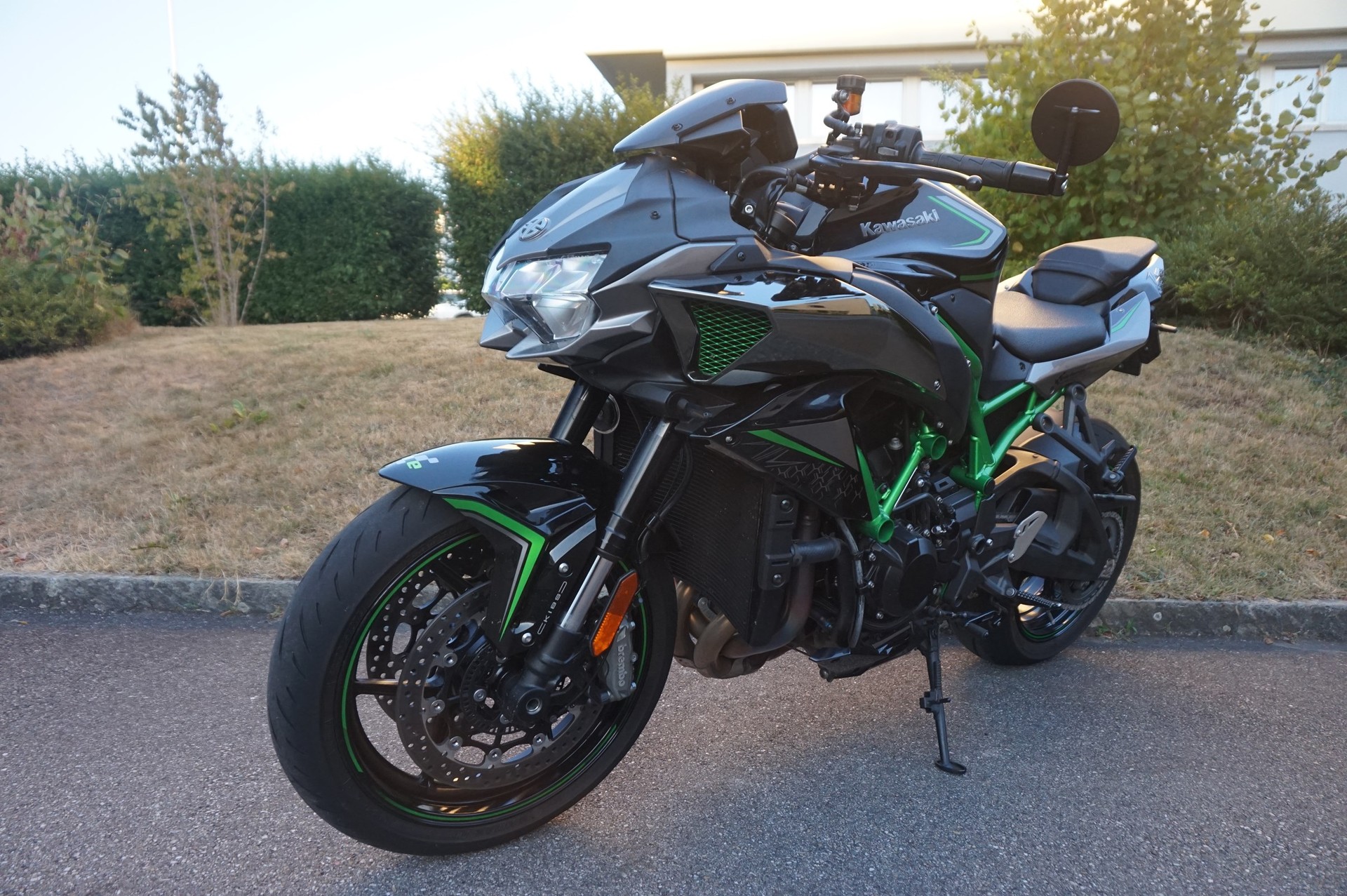 KAWASAKI Z H2 ABS mit Bodis V4-M-CA Auspuff-image-1