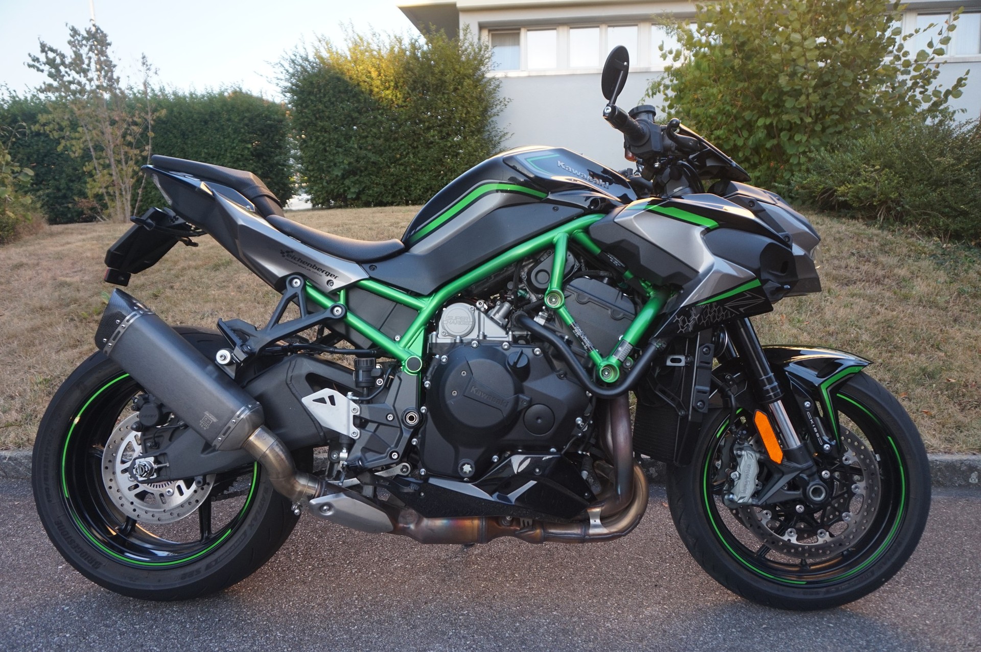 KAWASAKI Z H2 ABS mit Bodis V4-M-CA Auspuff-image-2