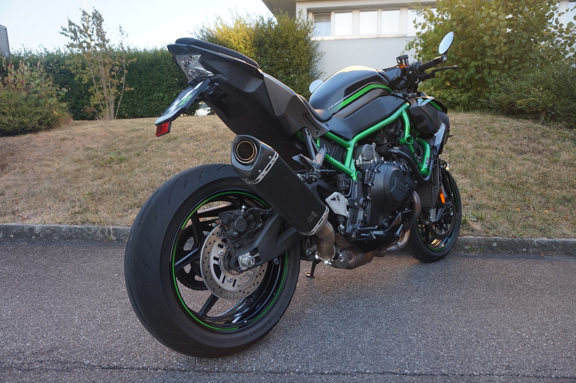 KAWASAKI Z H2 ABS mit Bodis V4-M-CA Auspuff-image-3