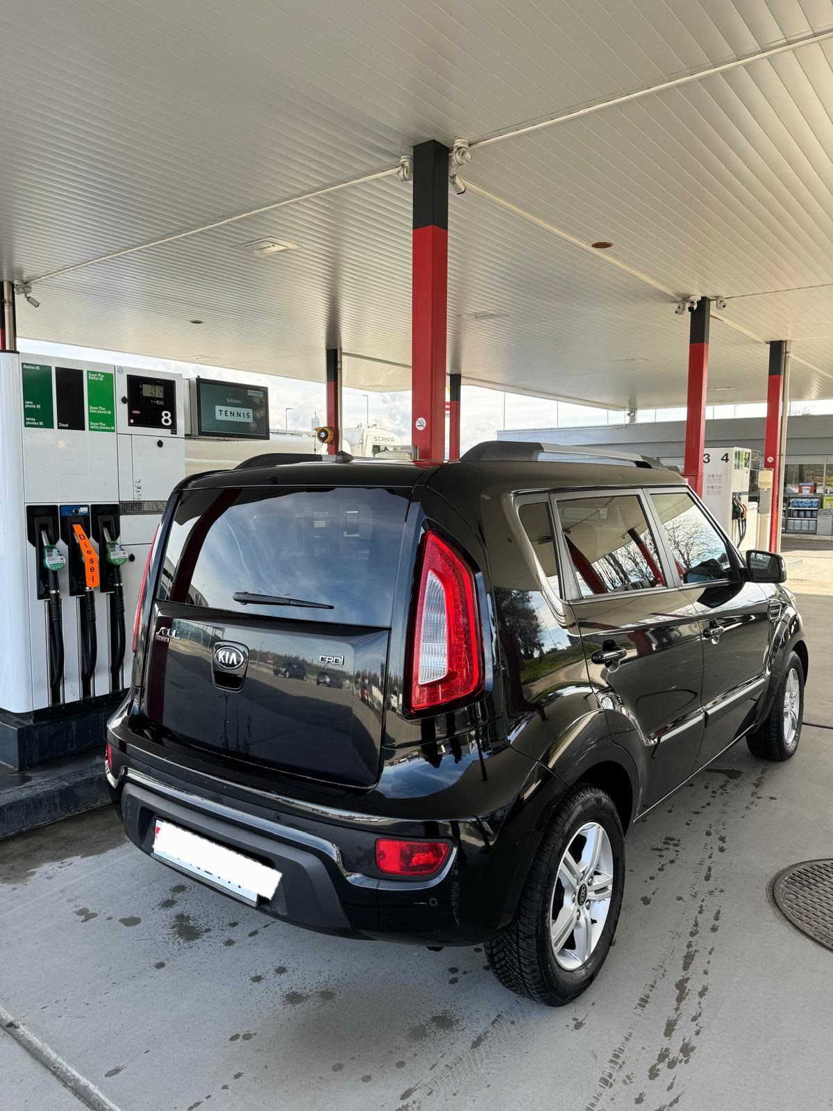 KIA Soul 1.6 CRDi Style Automatic-image-2