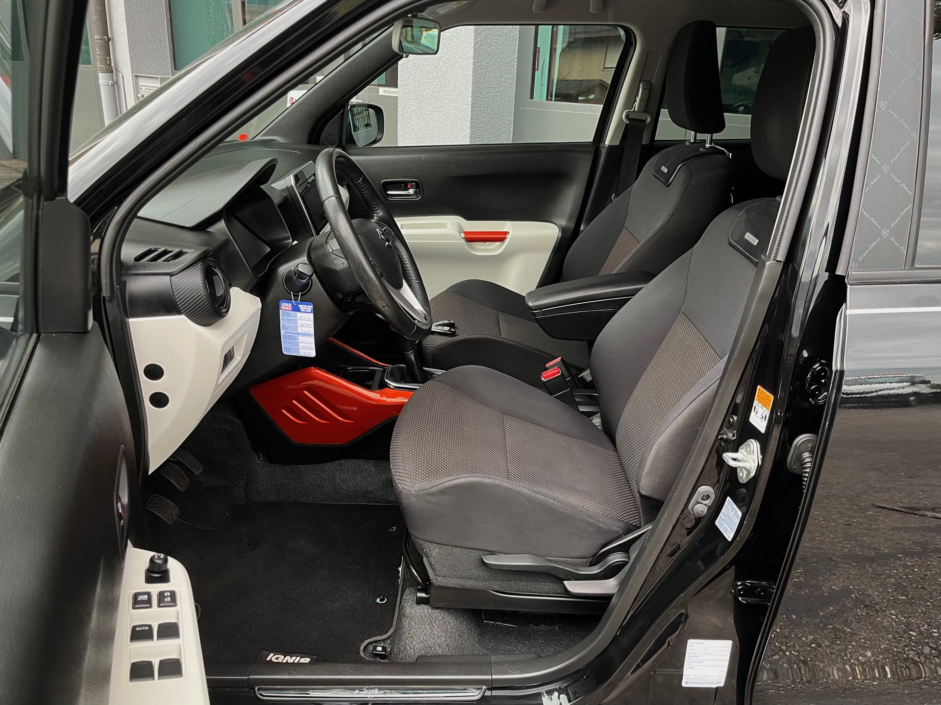 SUZUKI Ignis 1.2i Sergio Cellano Top 4x4-image-9