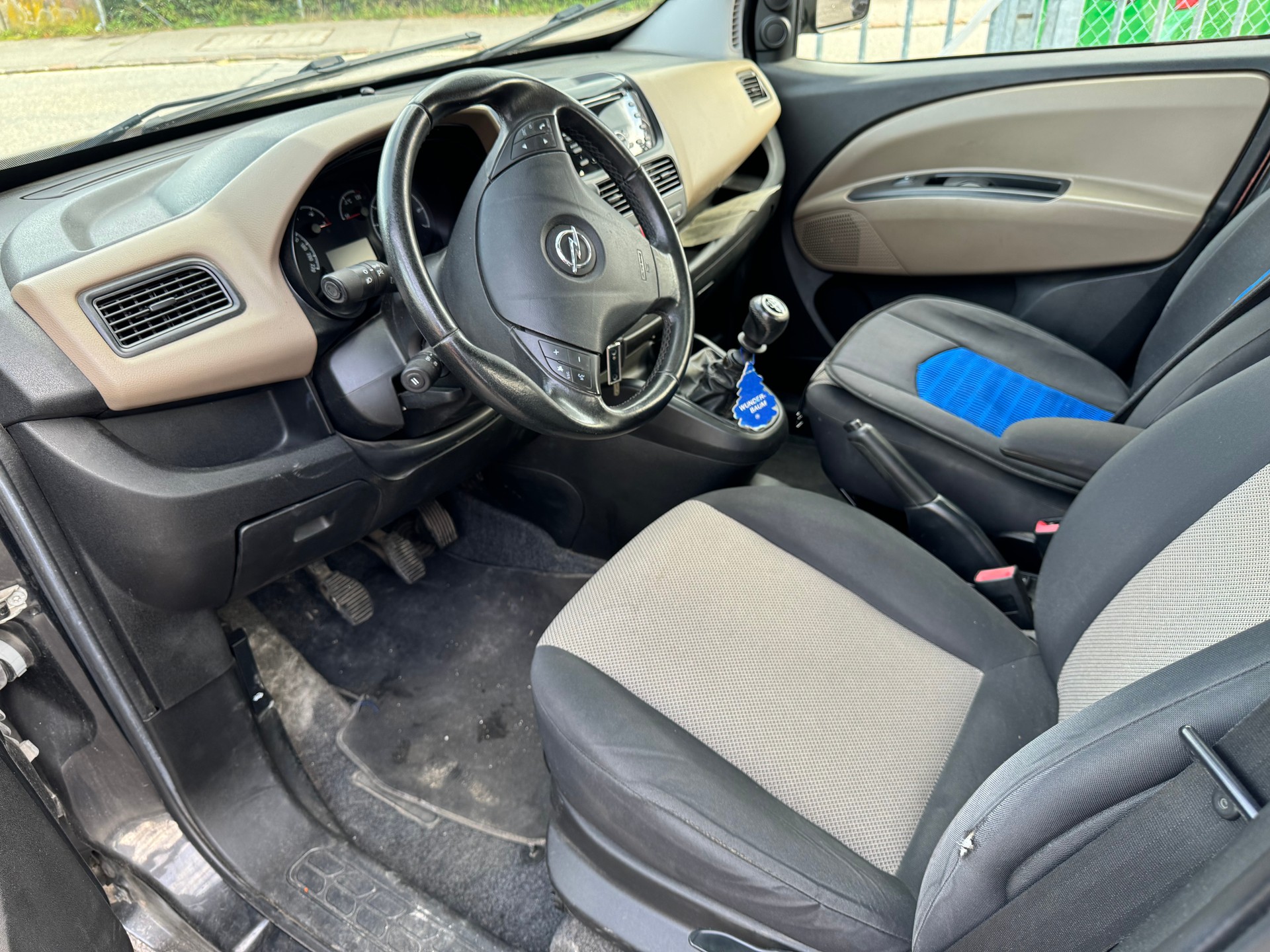 OPEL Combo 2.0 CDTi Enjoy L1H2-image-8