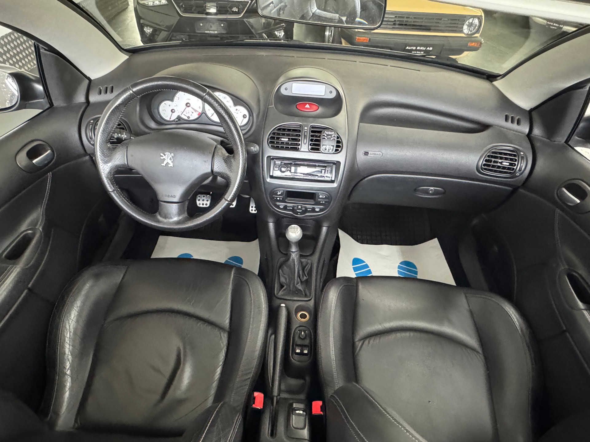PEUGEOT 206 CC 2.0 16V-image-21