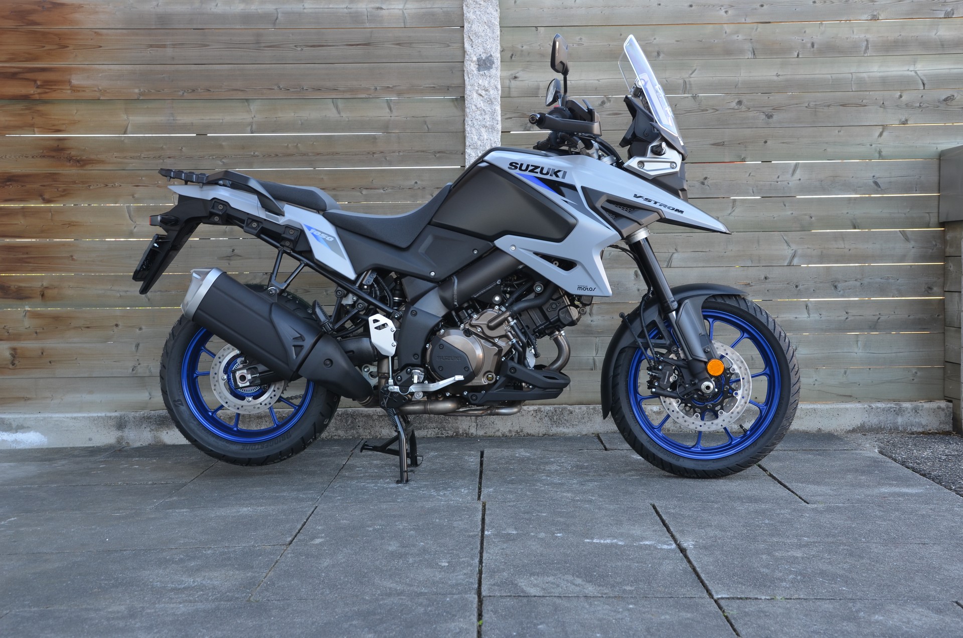 SUZUKI DL 1050-image-0