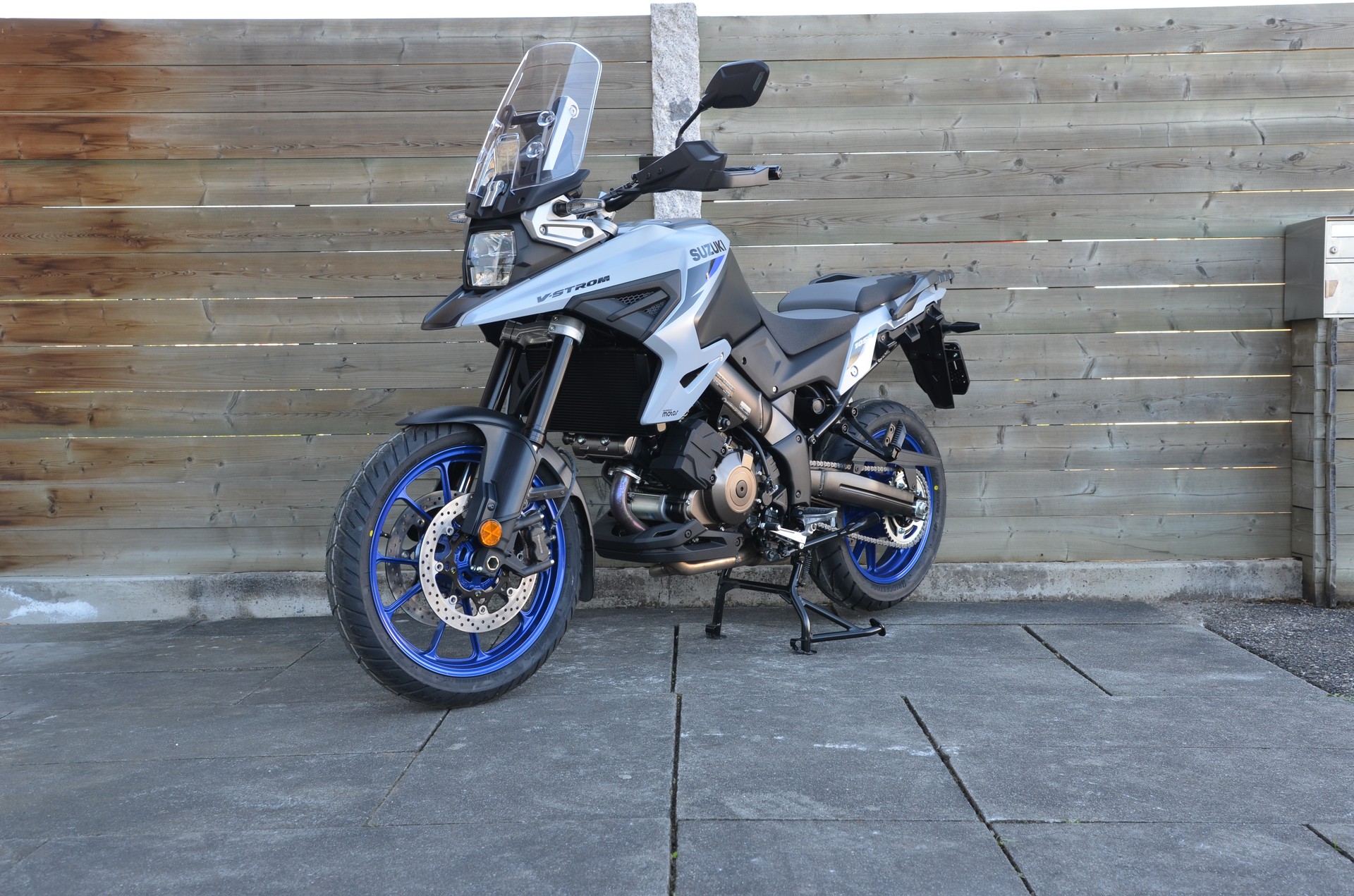 SUZUKI DL 1050-image-4