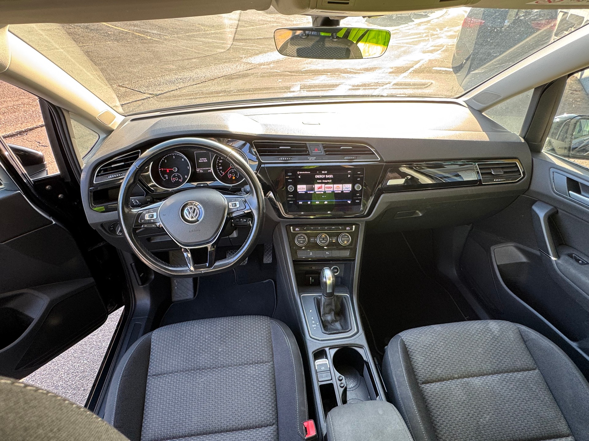 VW Touran 2.0 TDI BlueMotion TechnologyComfortline DSG-image-4
