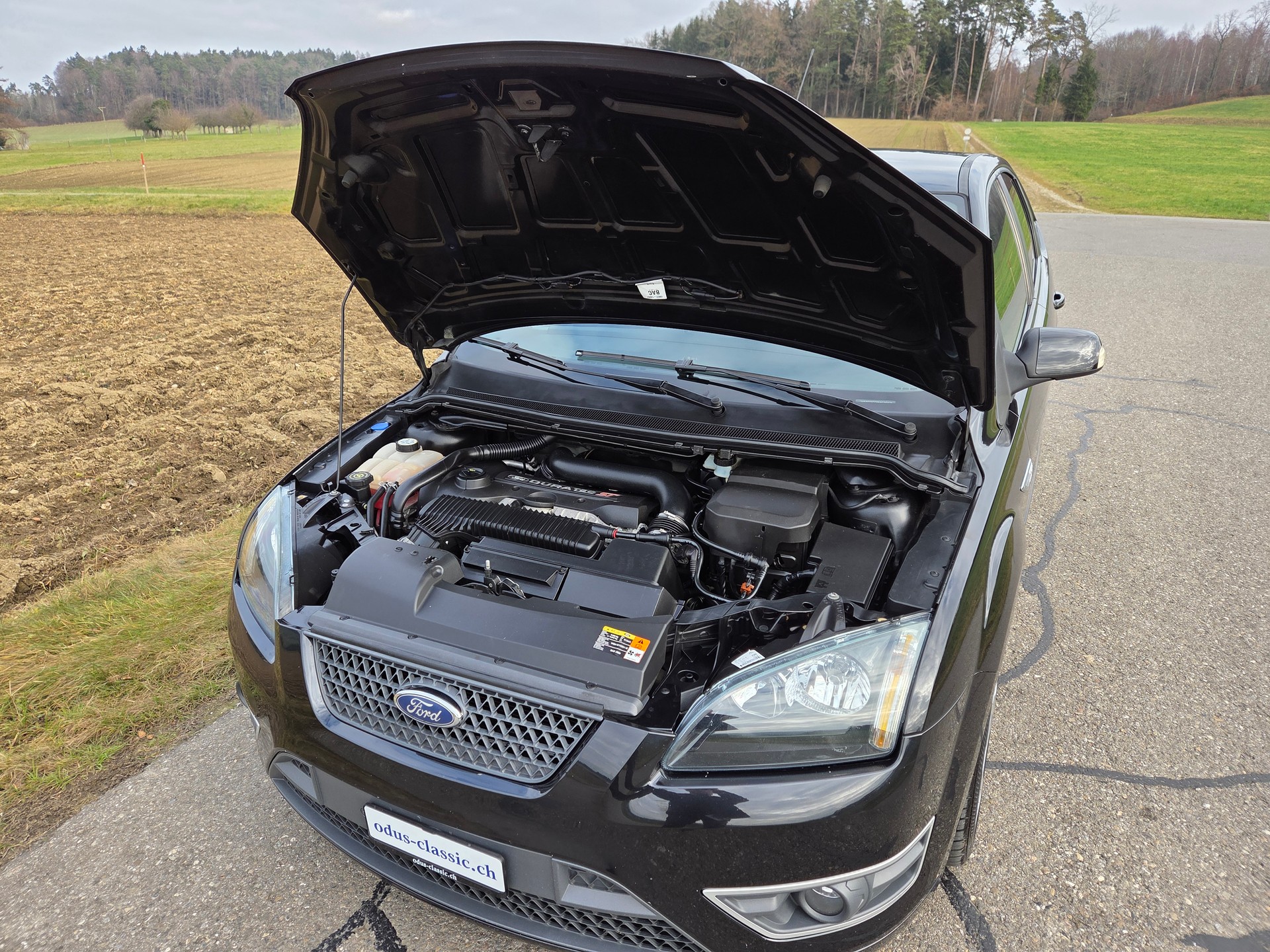 FORD Focus 2.5 Turbo ST-image-11