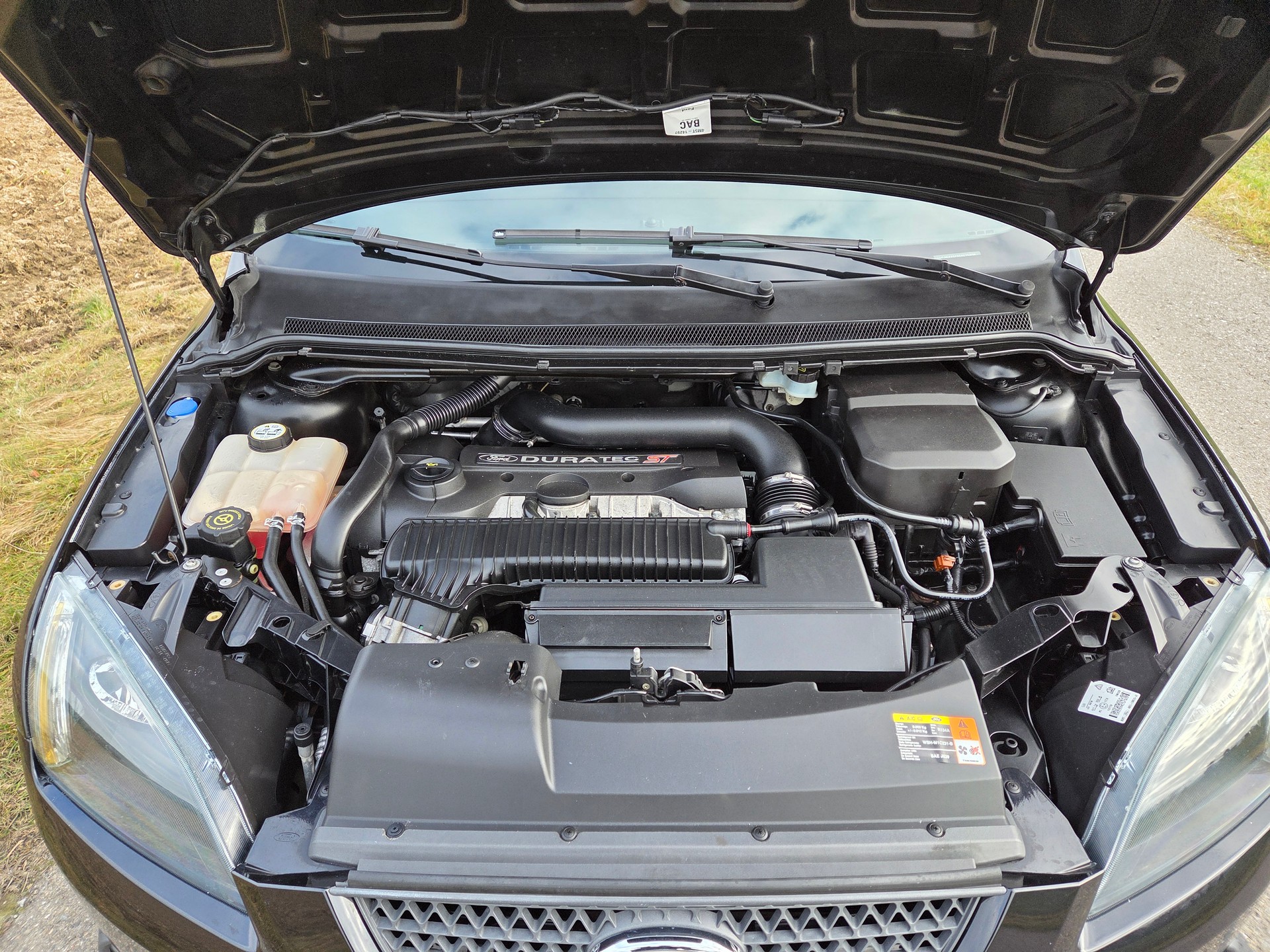 FORD Focus 2.5 Turbo ST-image-12