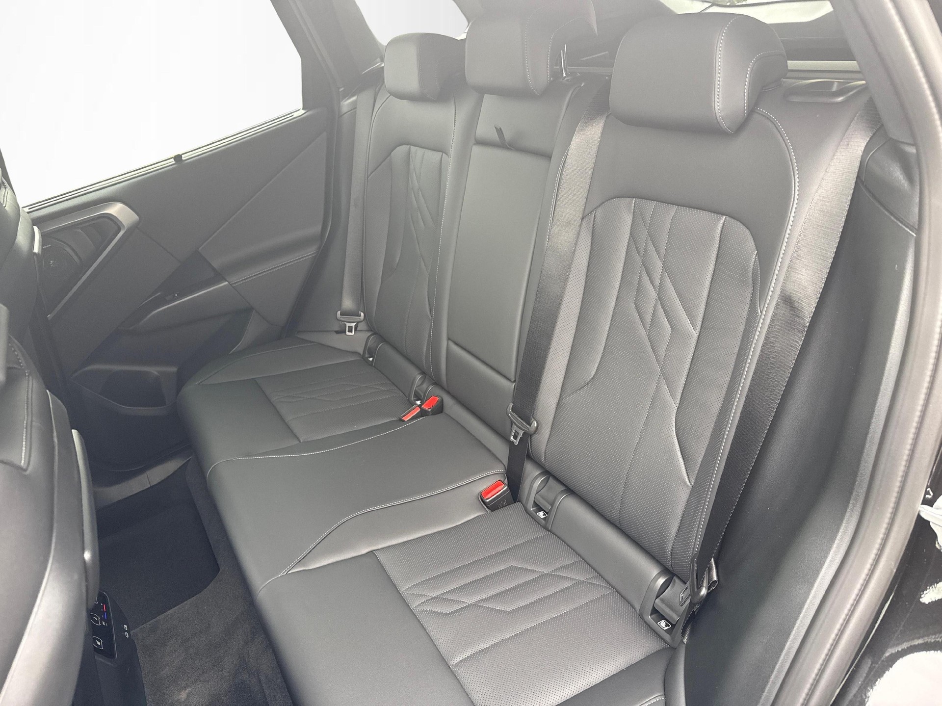 BMW X3 M50i-image-11