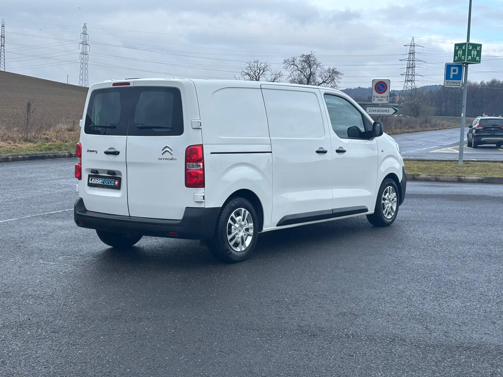 CITROEN Jumpy 1.6 BlueHDi 95 M Komfort-image-10