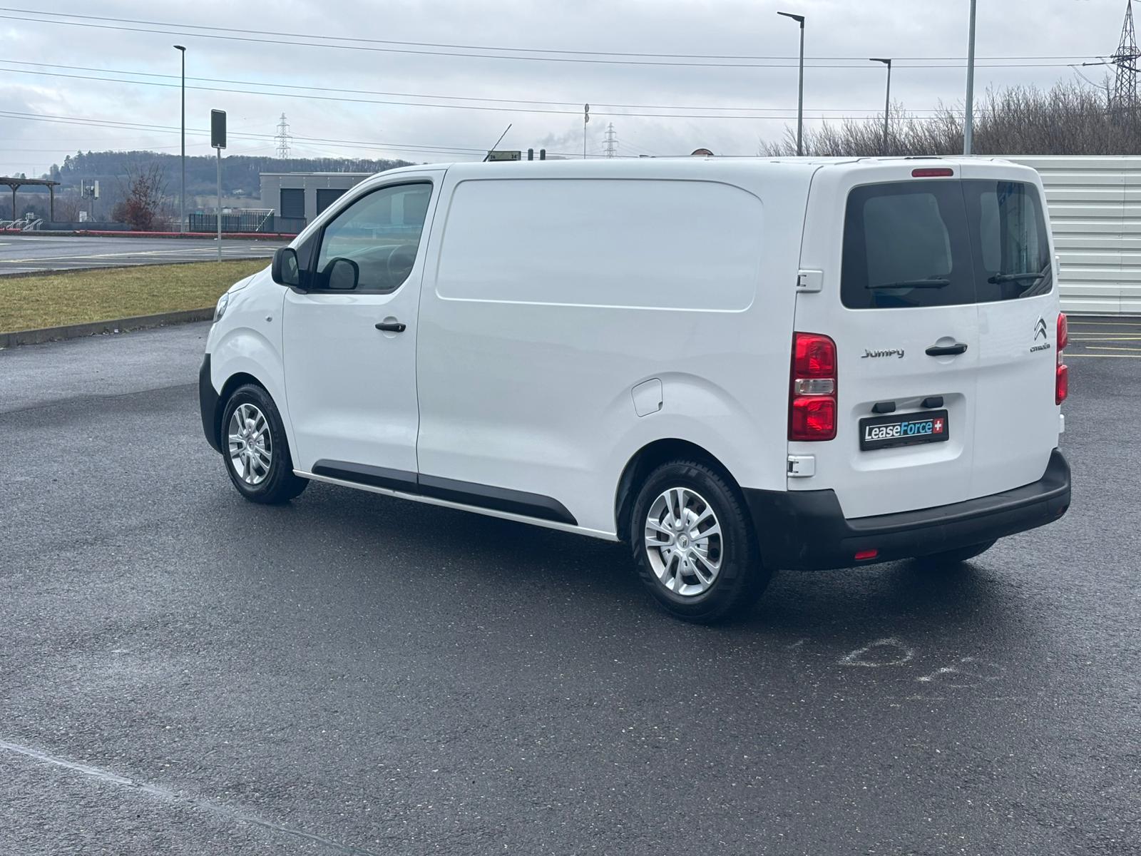 CITROEN Jumpy 1.6 BlueHDi 95 M Komfort-image-14