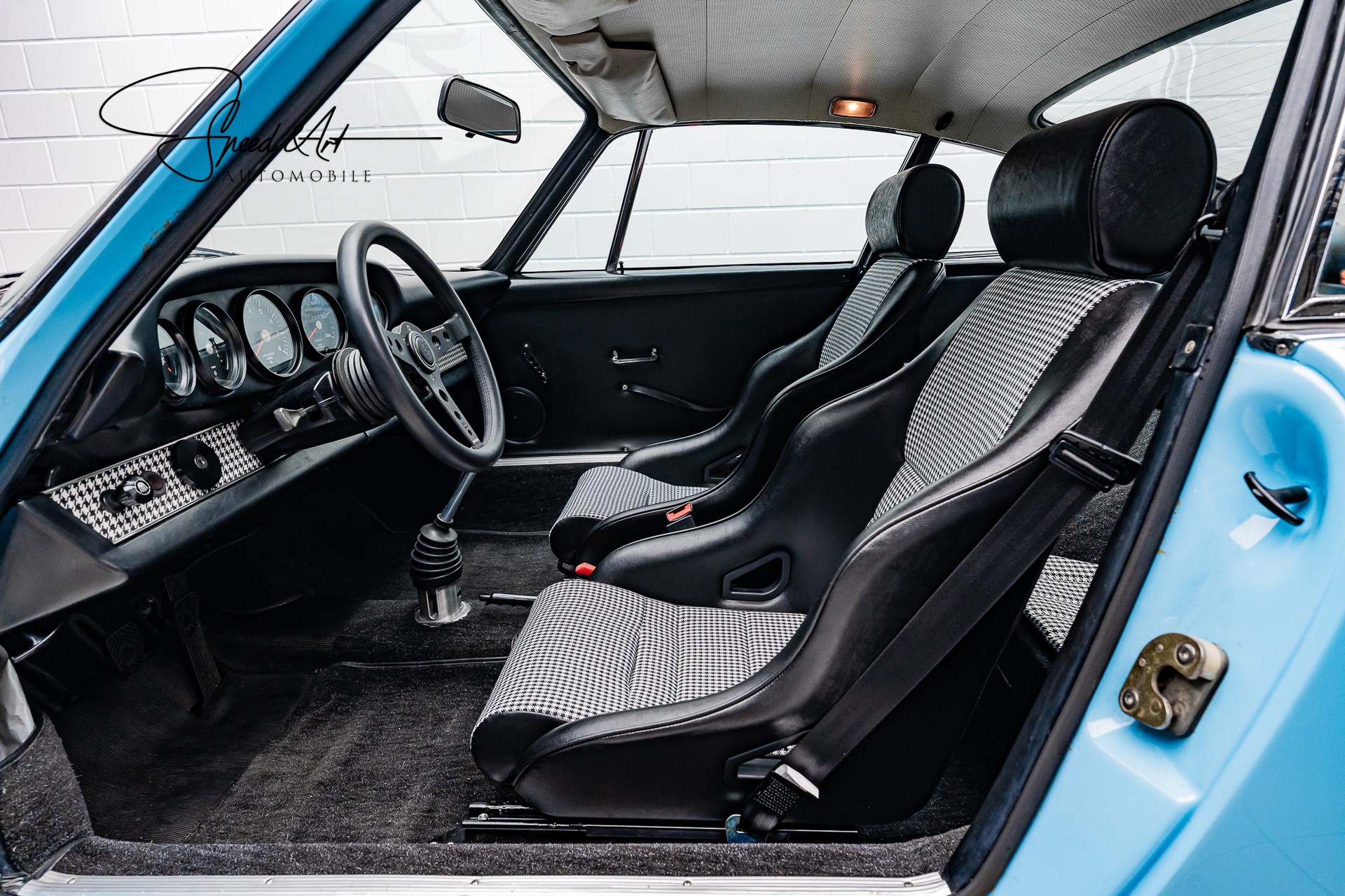 PORSCHE 911 S 1973 – RS Lightweight Tribute | 2.7 RS MFI (911/83)-image-17