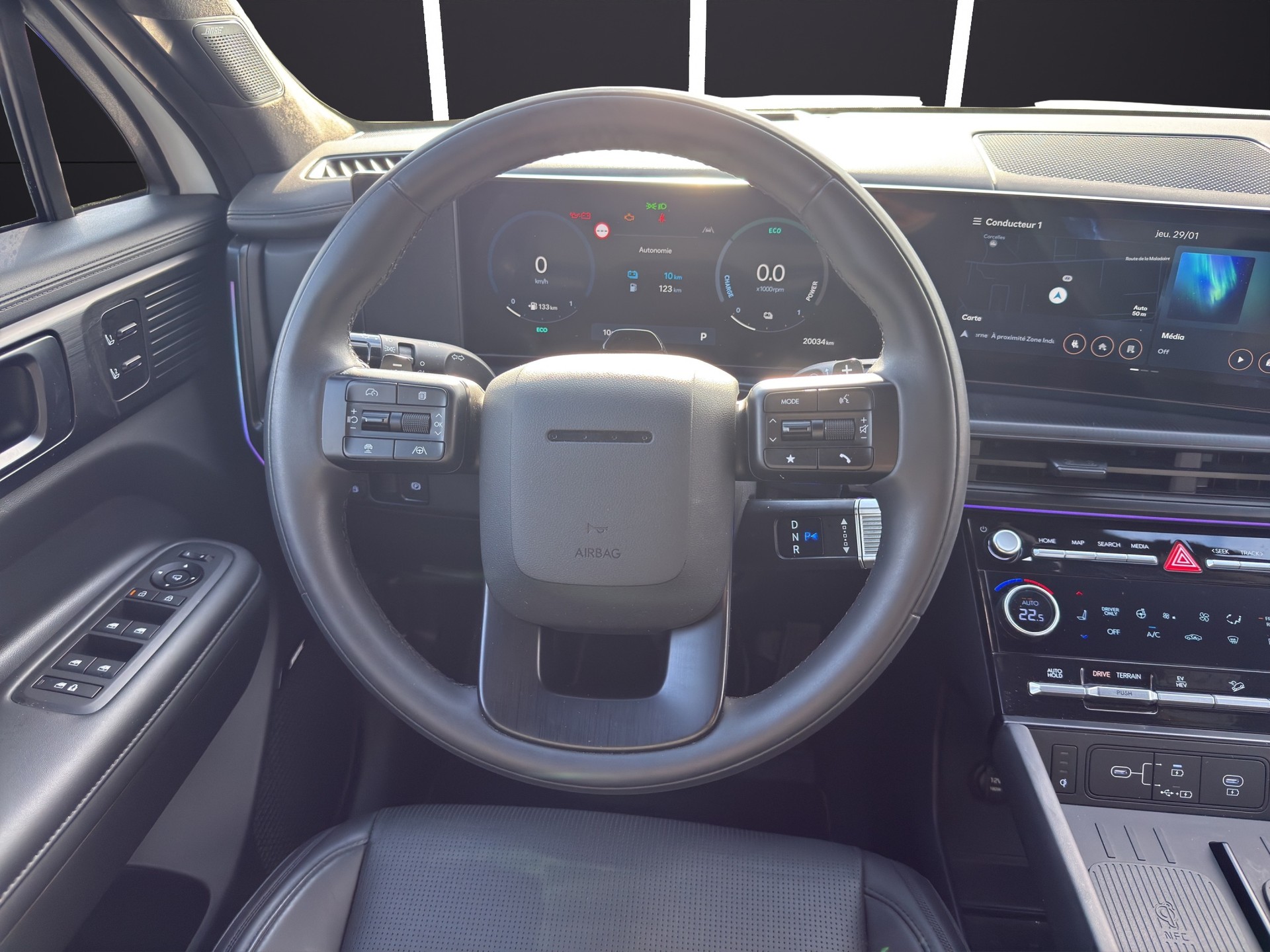 HYUNDAI Santa Fe 1.6 T-GDi PHEV Calligraphy 4WD Automatic-image-8