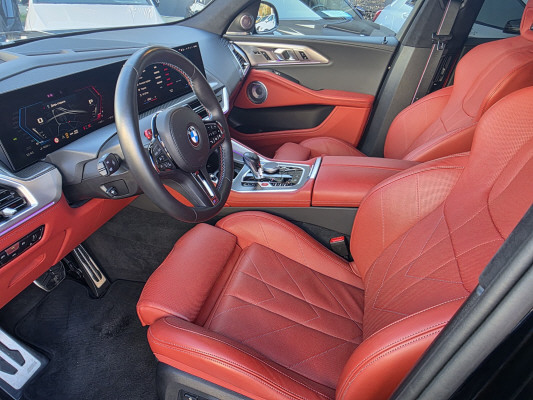 BMW XM xDrive PHEV Steptronic-image-12